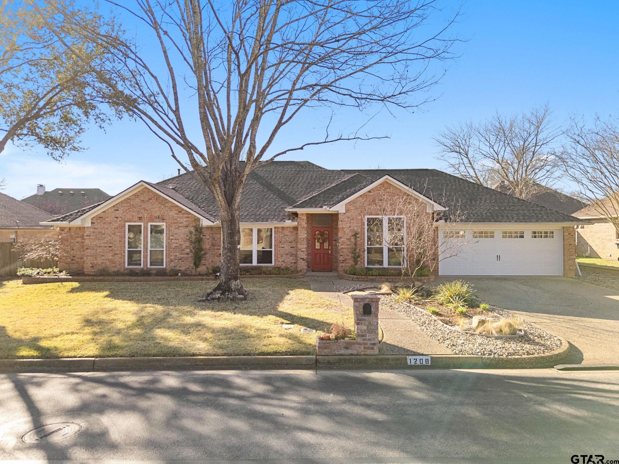 1208 W Rieck Rd.