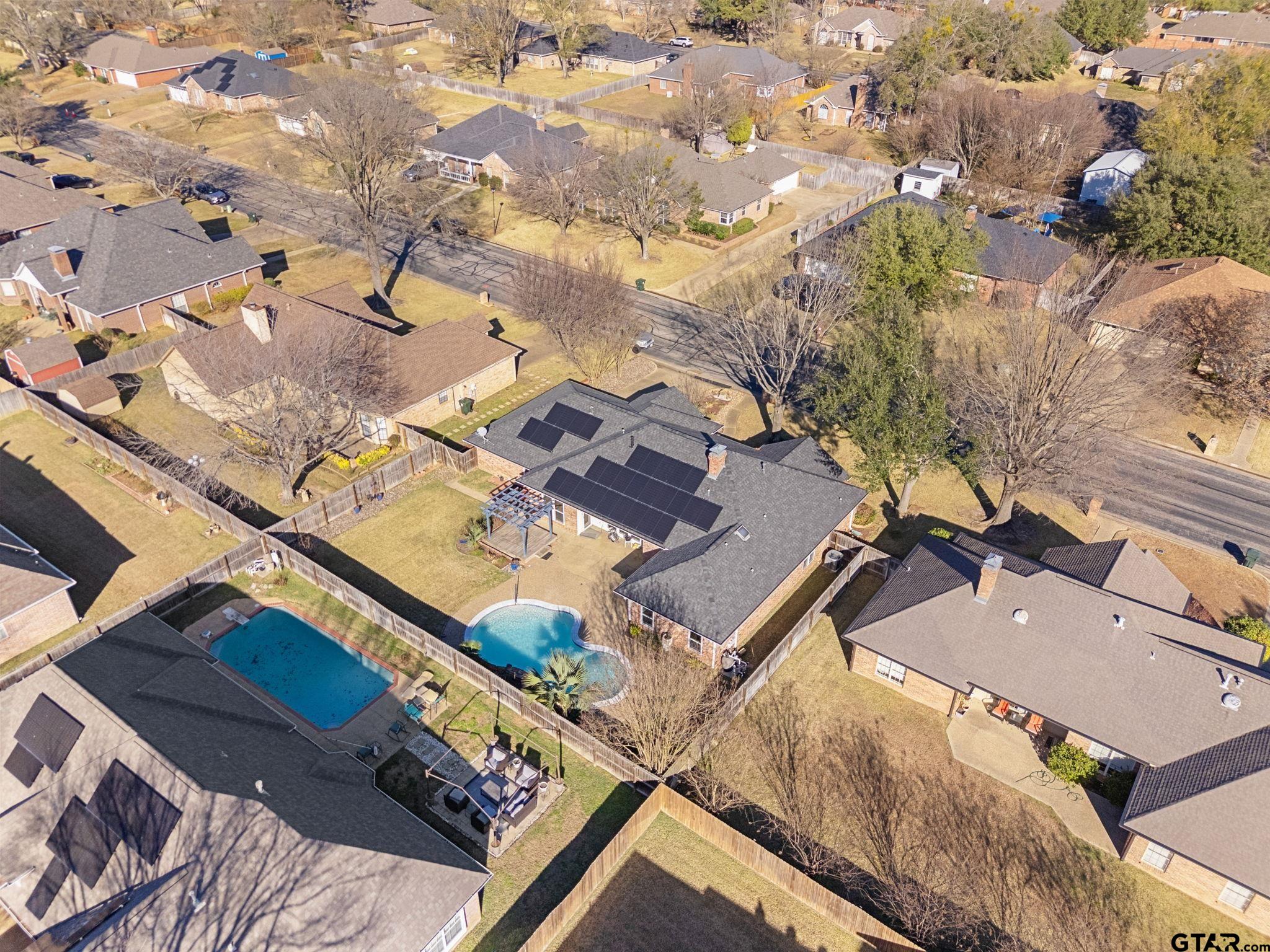 1208 W Rieck Rd.