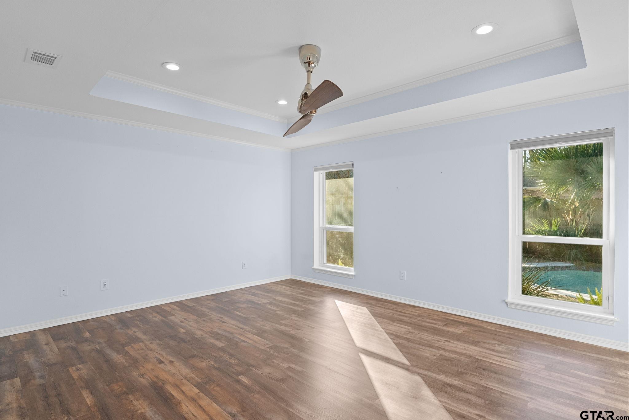 1208 W Rieck Rd.