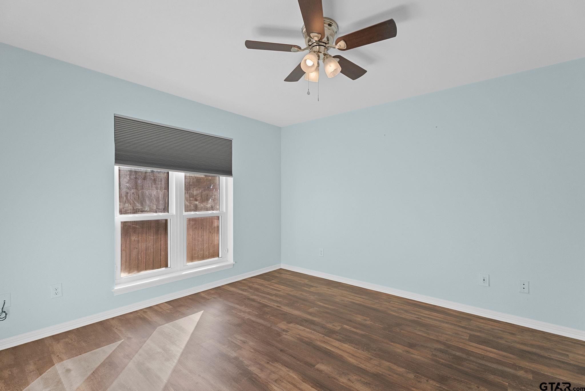1208 W Rieck Rd.