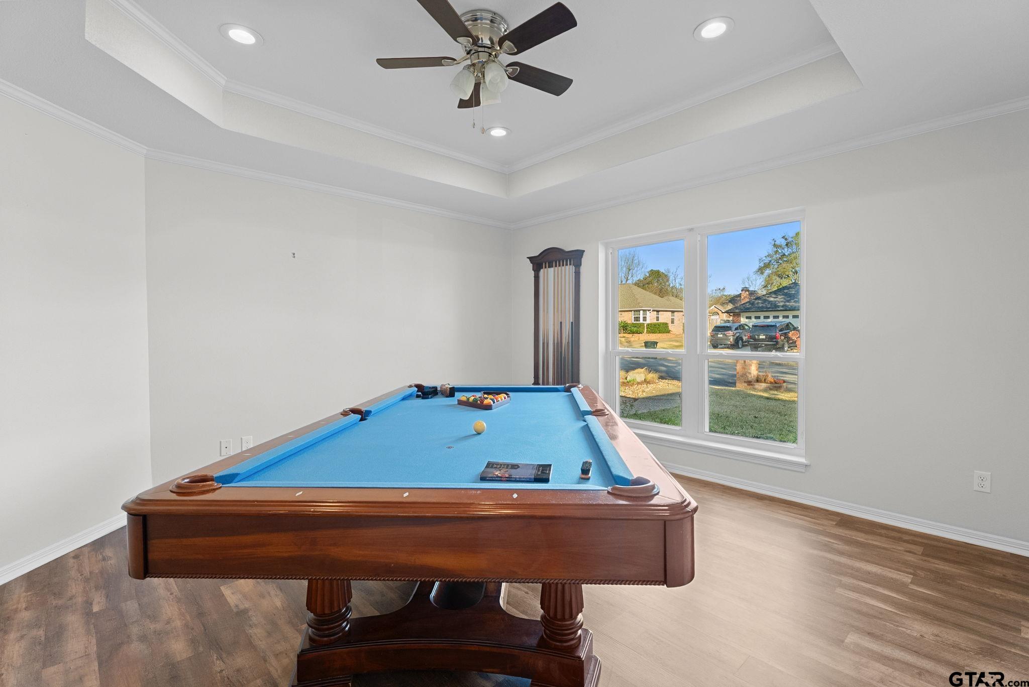1208 W Rieck Rd.