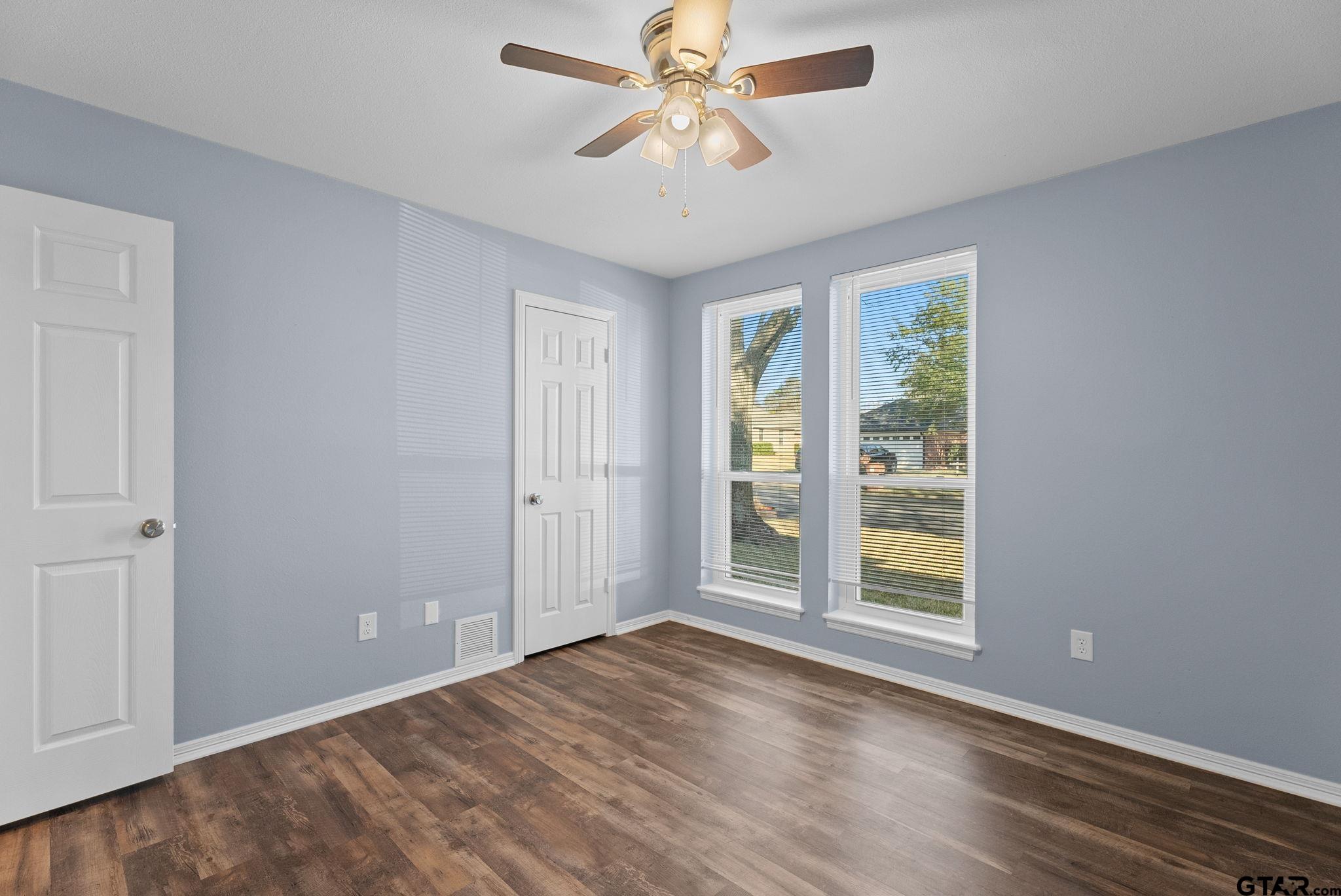 1208 W Rieck Rd.