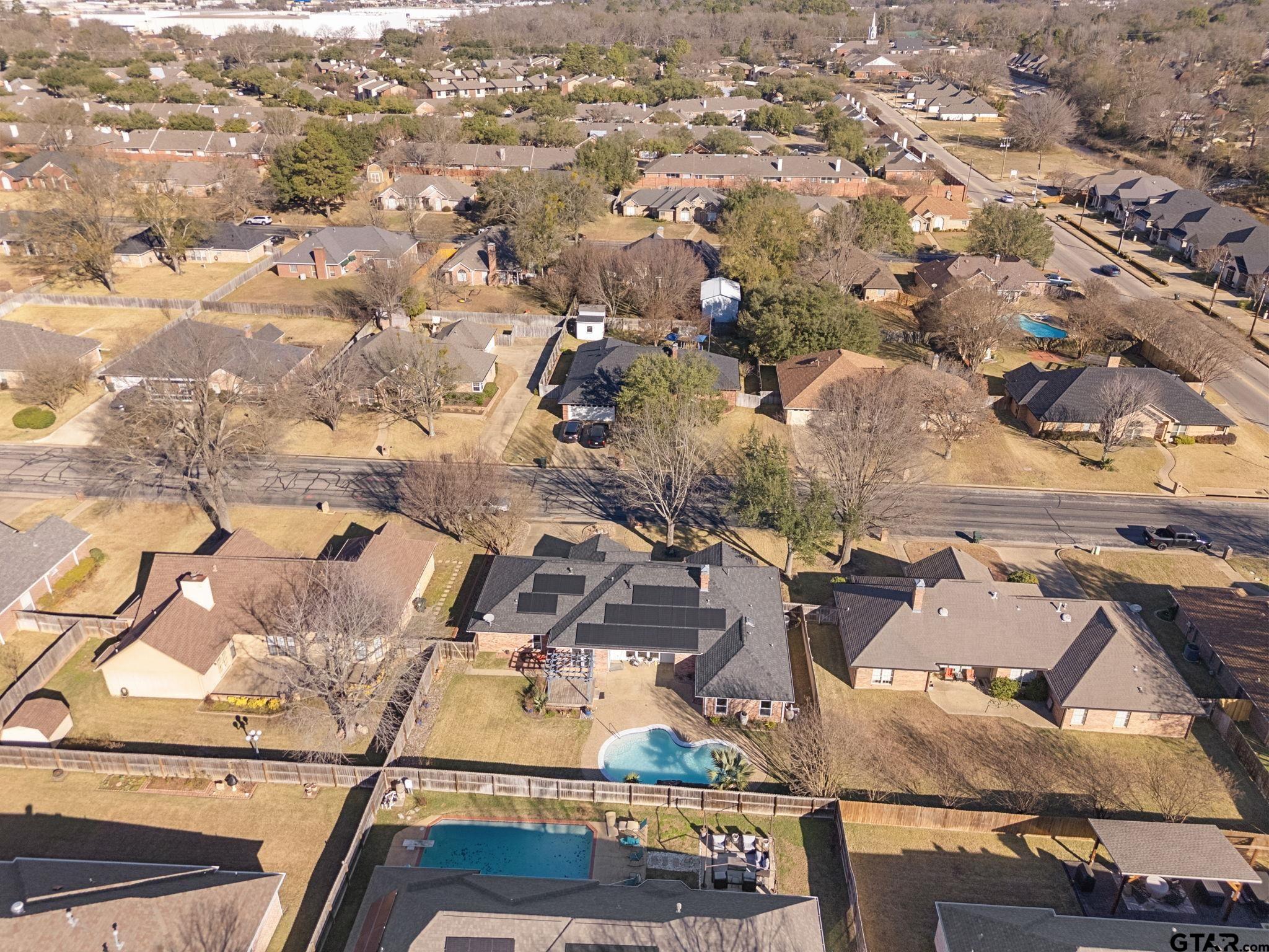 1208 W Rieck Rd.