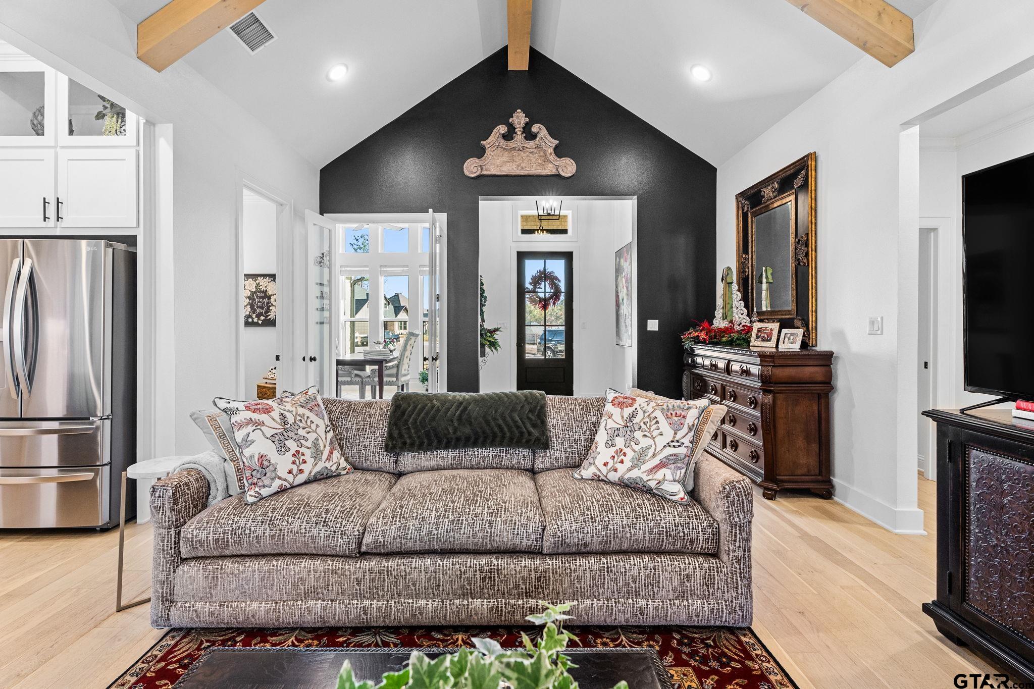 9162 Cave Branch Cove