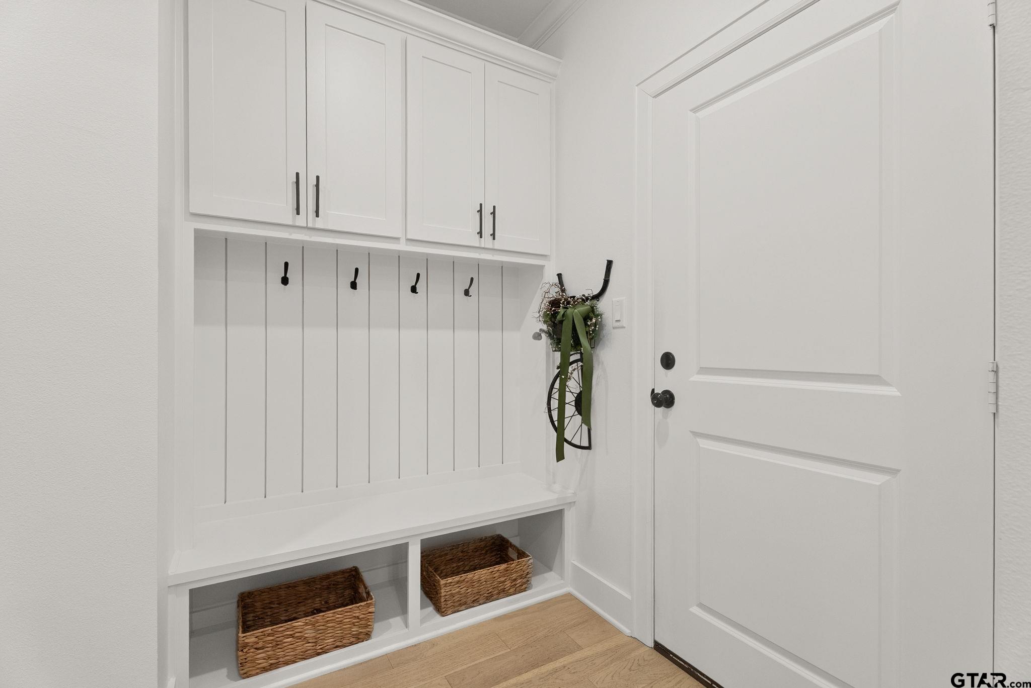 9162 Cave Branch Cove