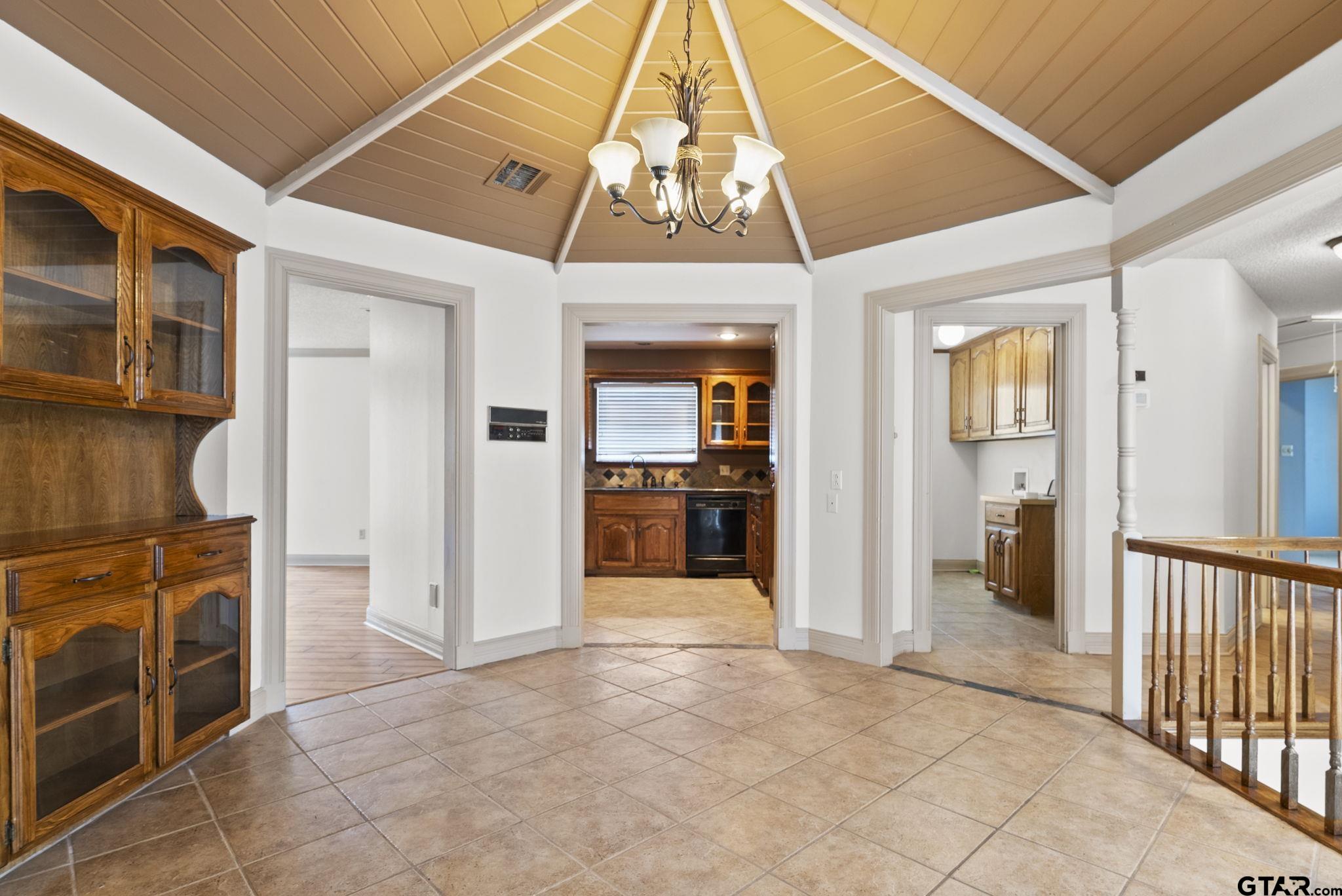 3700 Lake Vista Circle