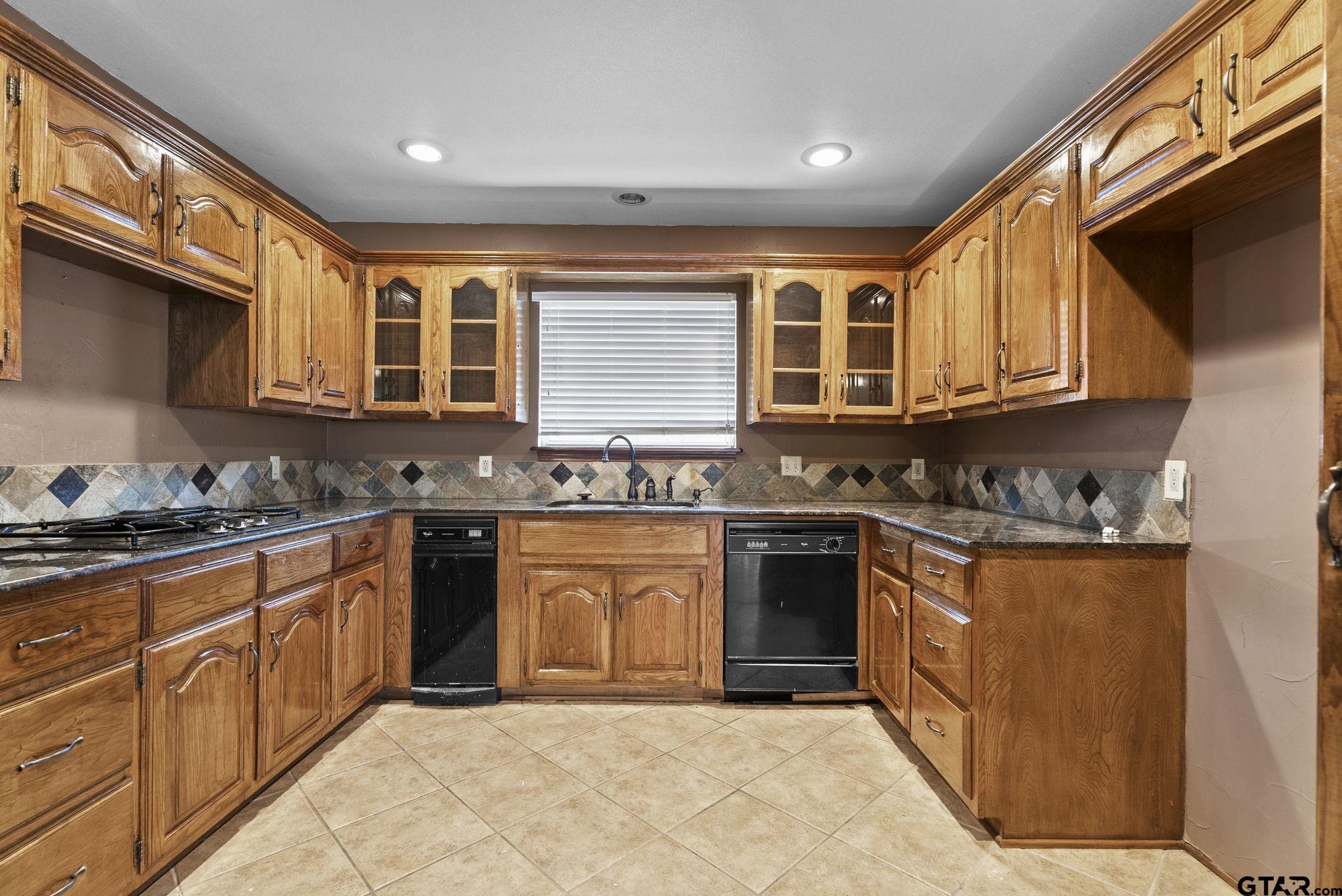 3700 Lake Vista Circle