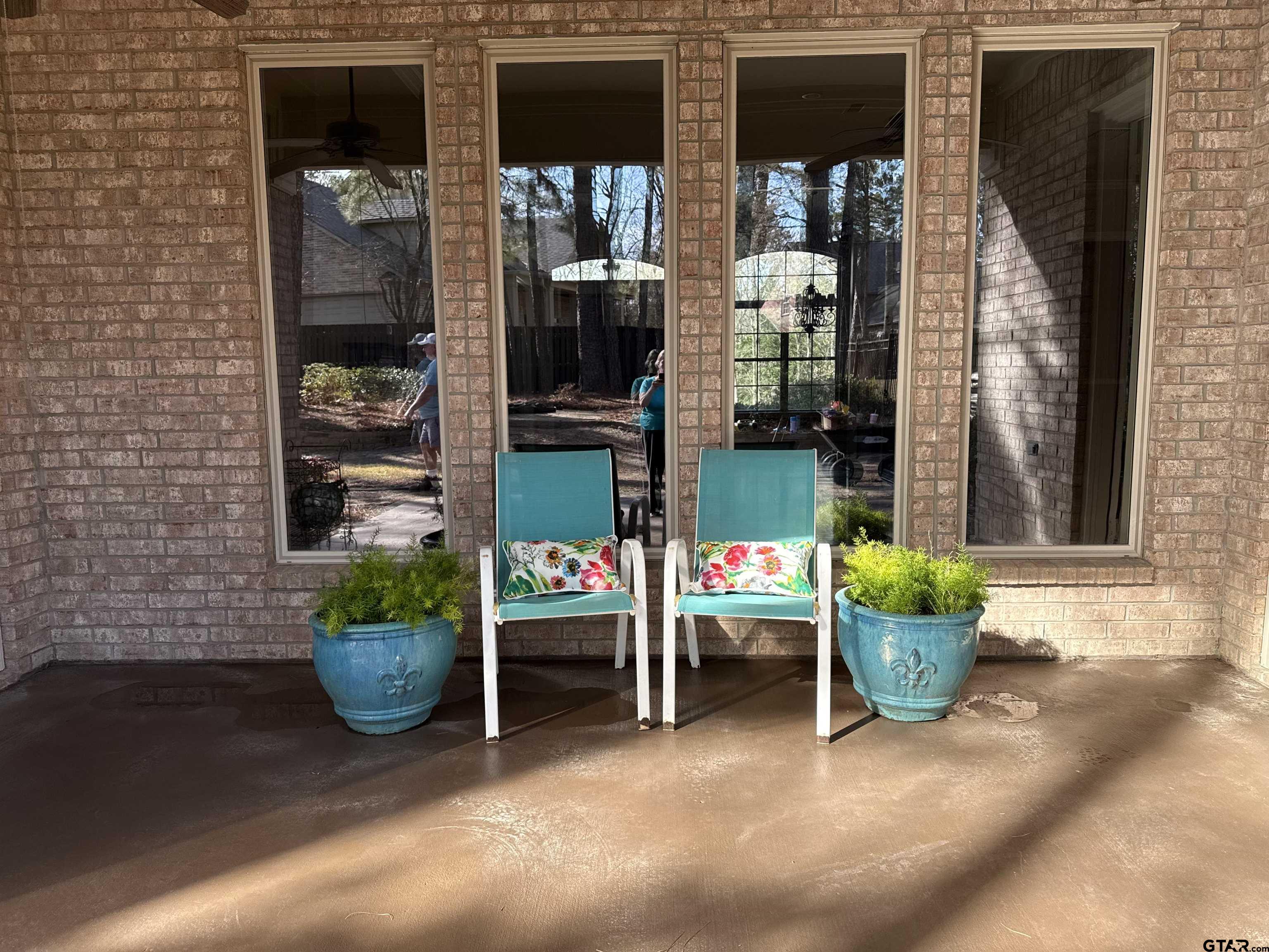 4321 Lazy Creek Dr.