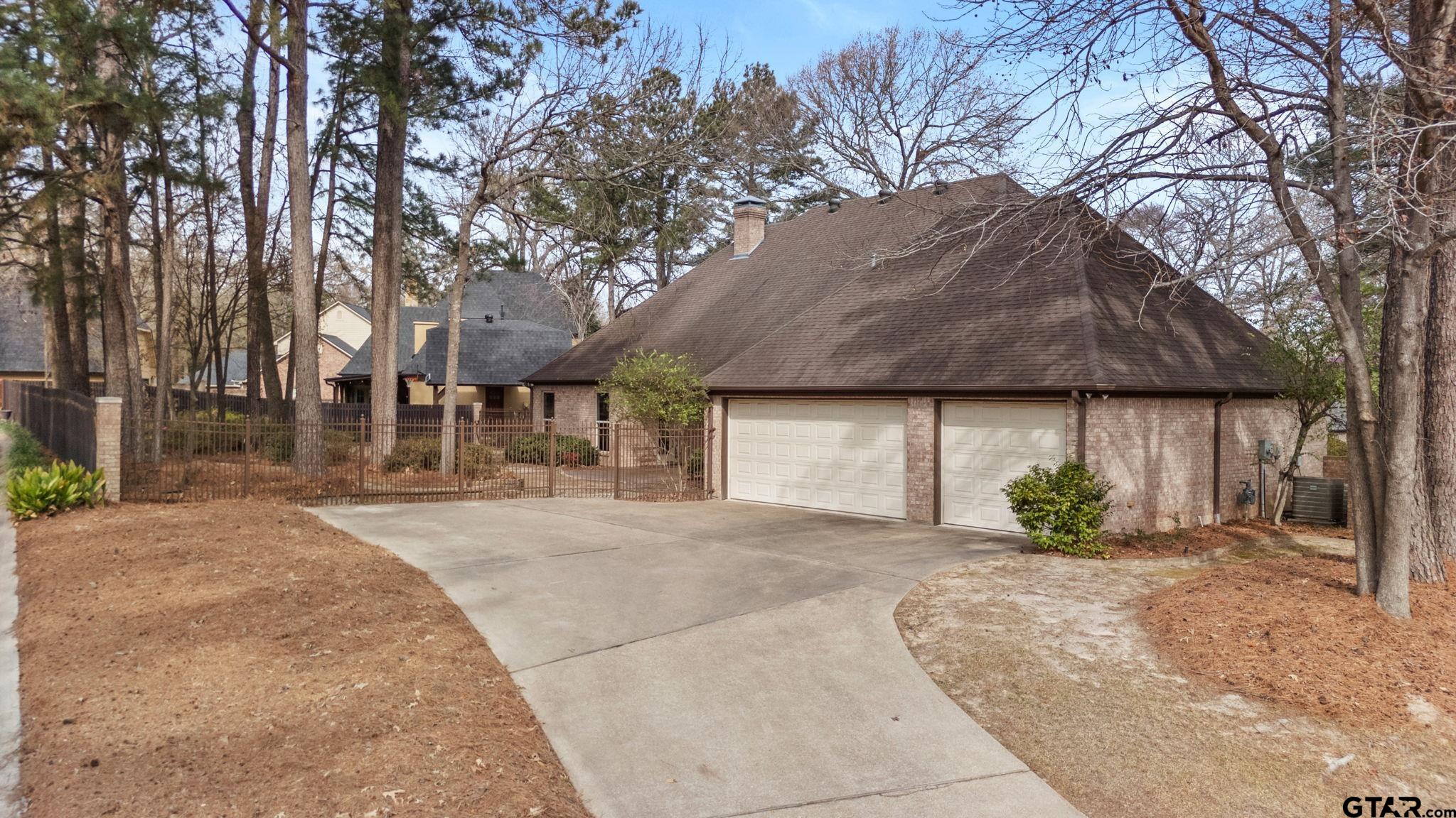 4321 Lazy Creek Dr.