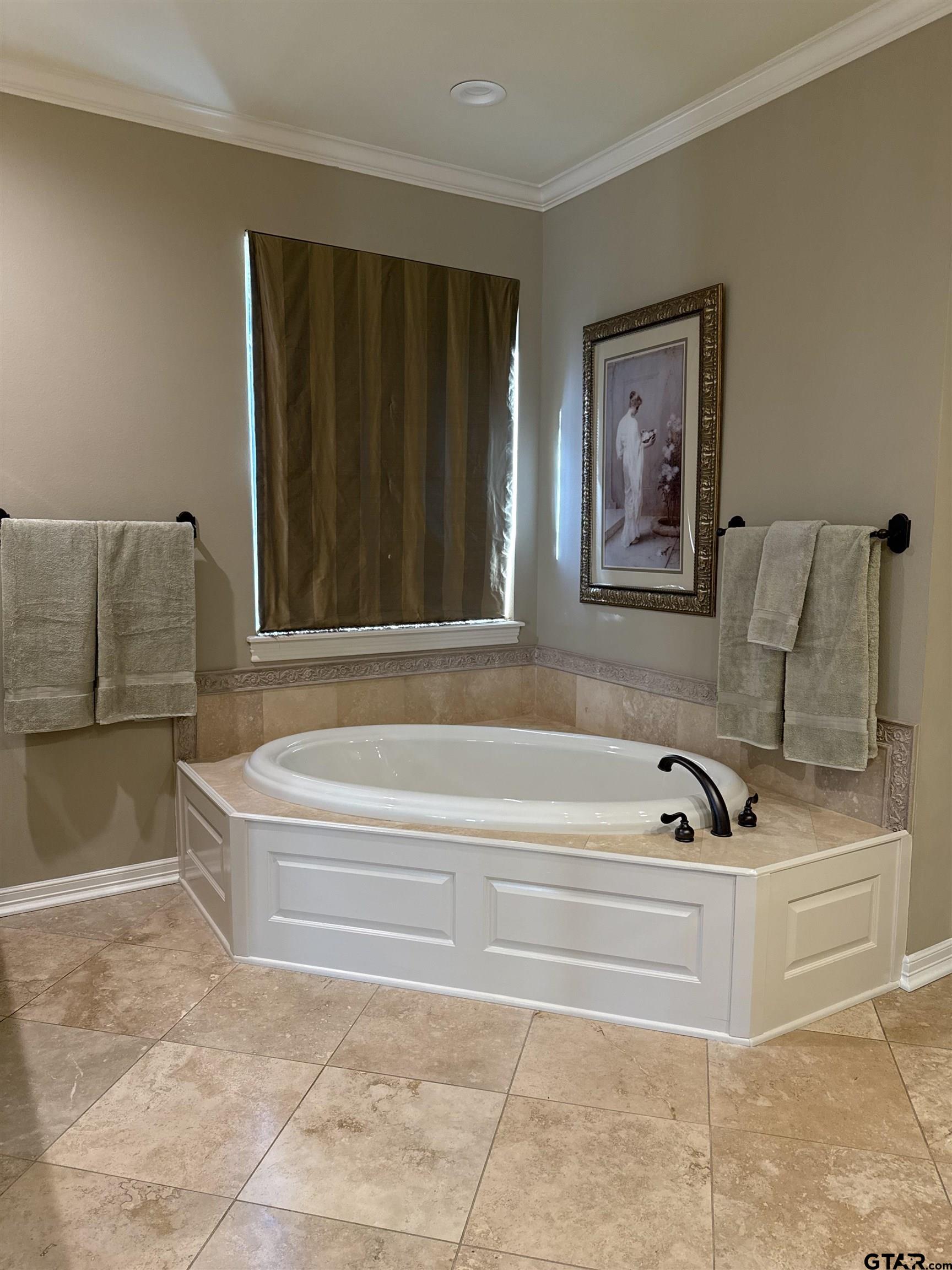 4321 Lazy Creek Dr.