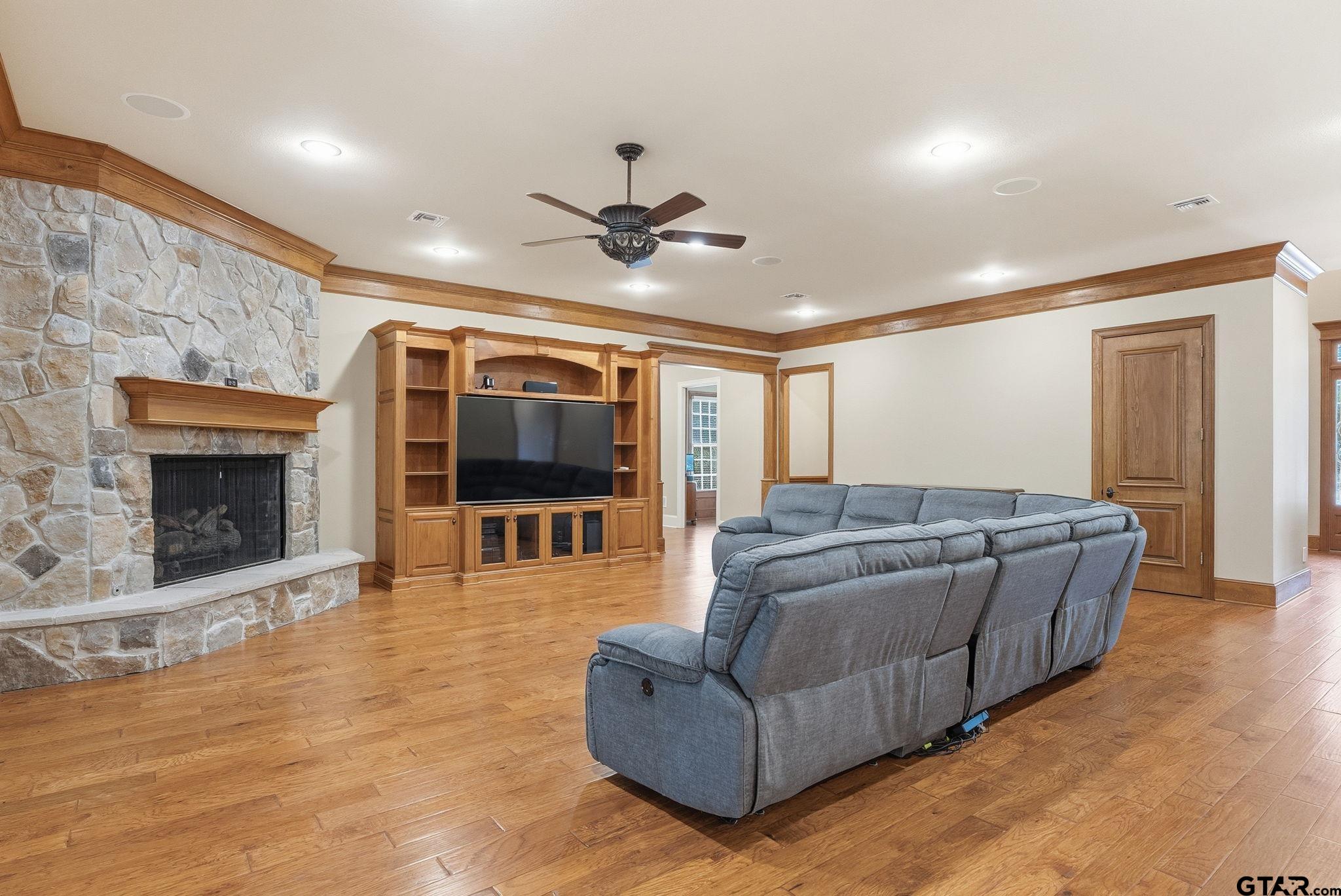 3814 Brighton Creek Circle