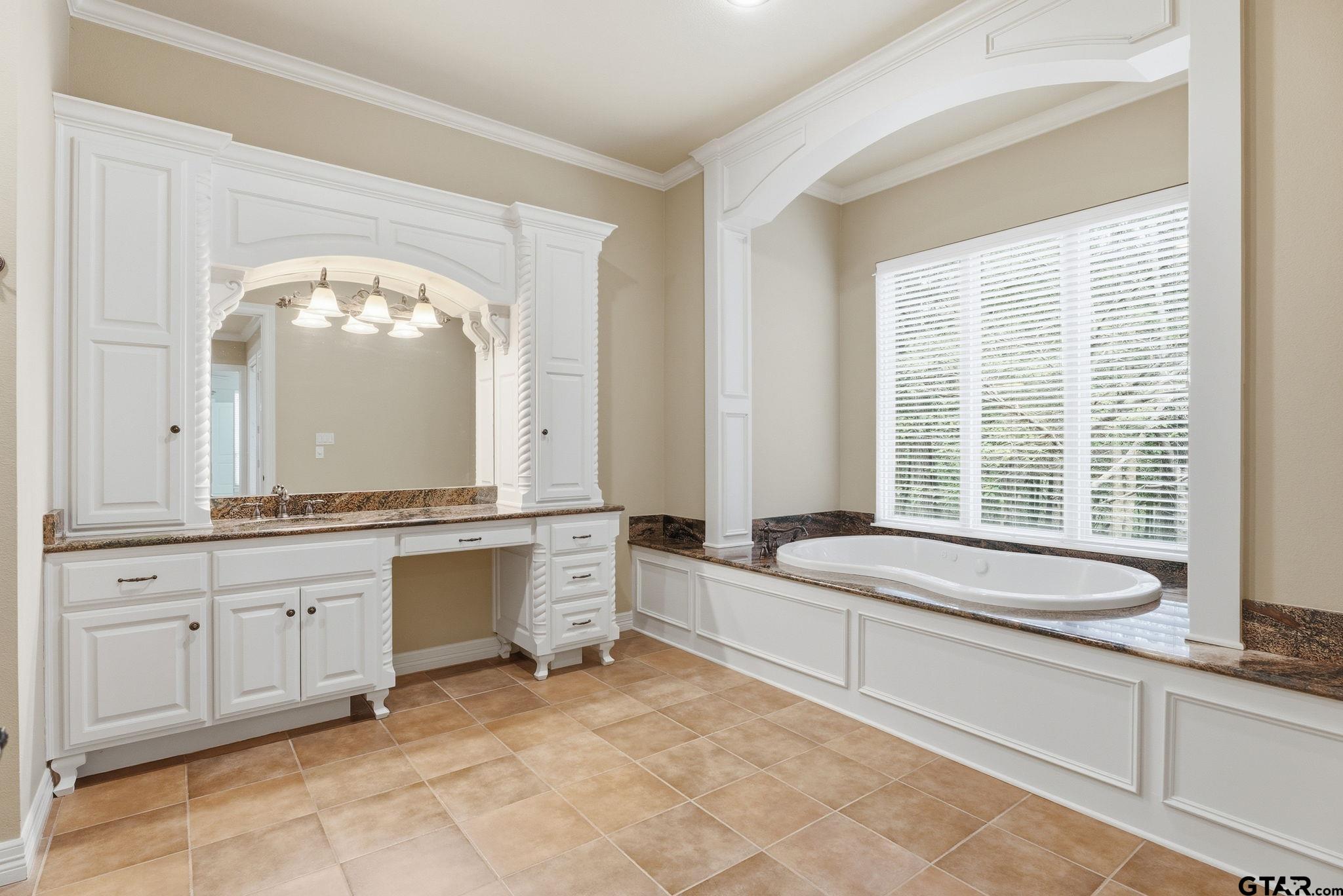 3814 Brighton Creek Circle