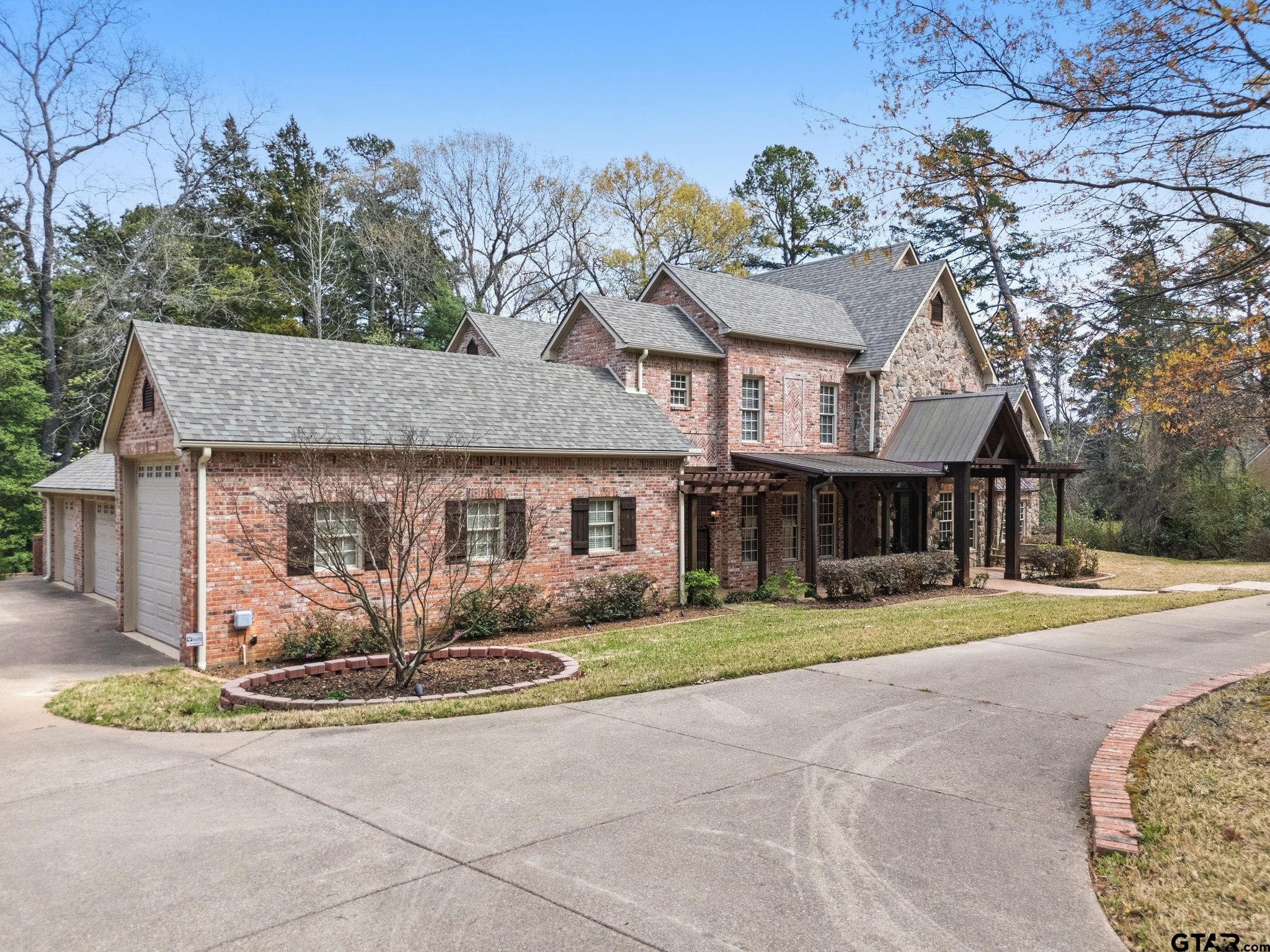 3814 Brighton Creek Circle