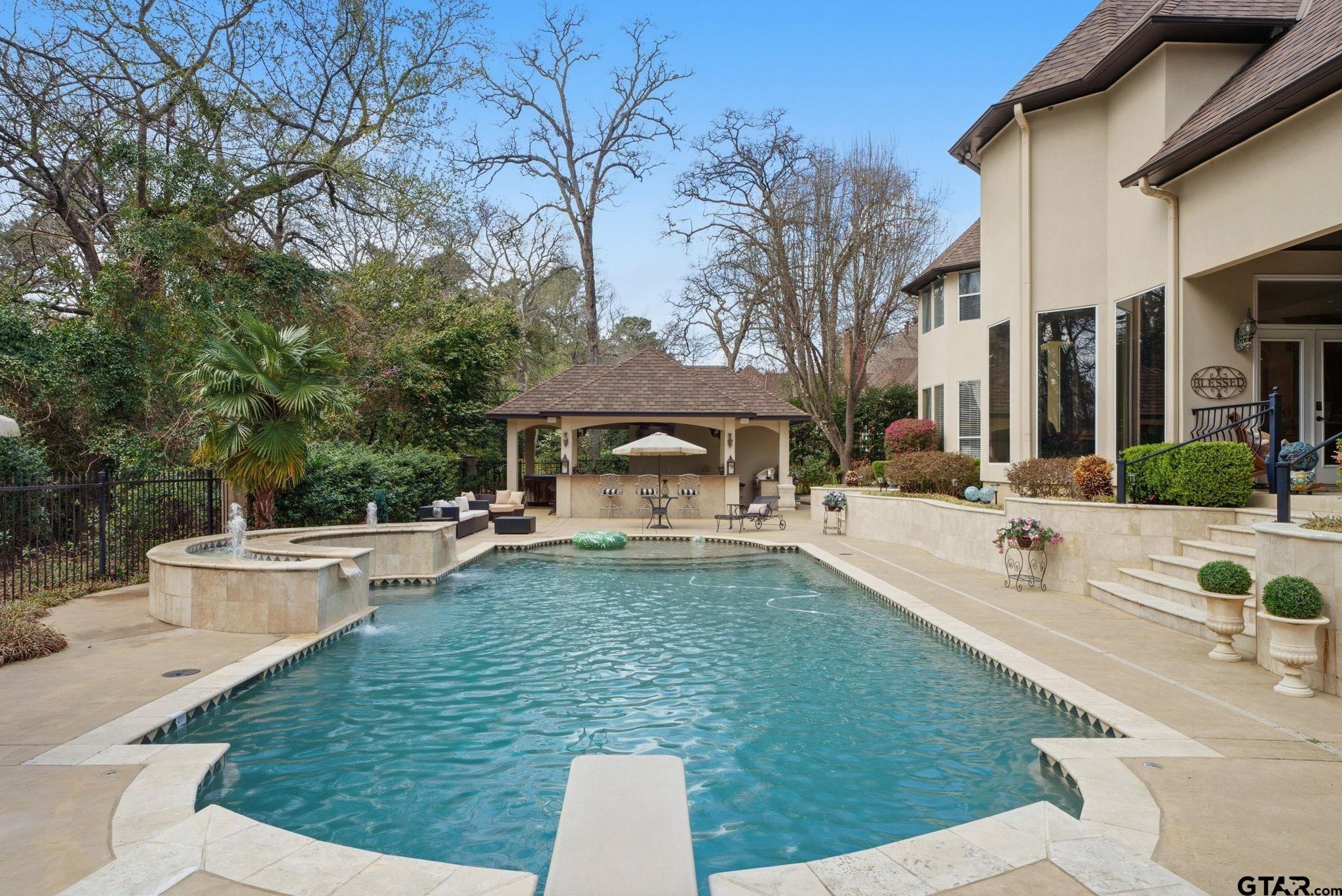 3645 Woods Blvd.
