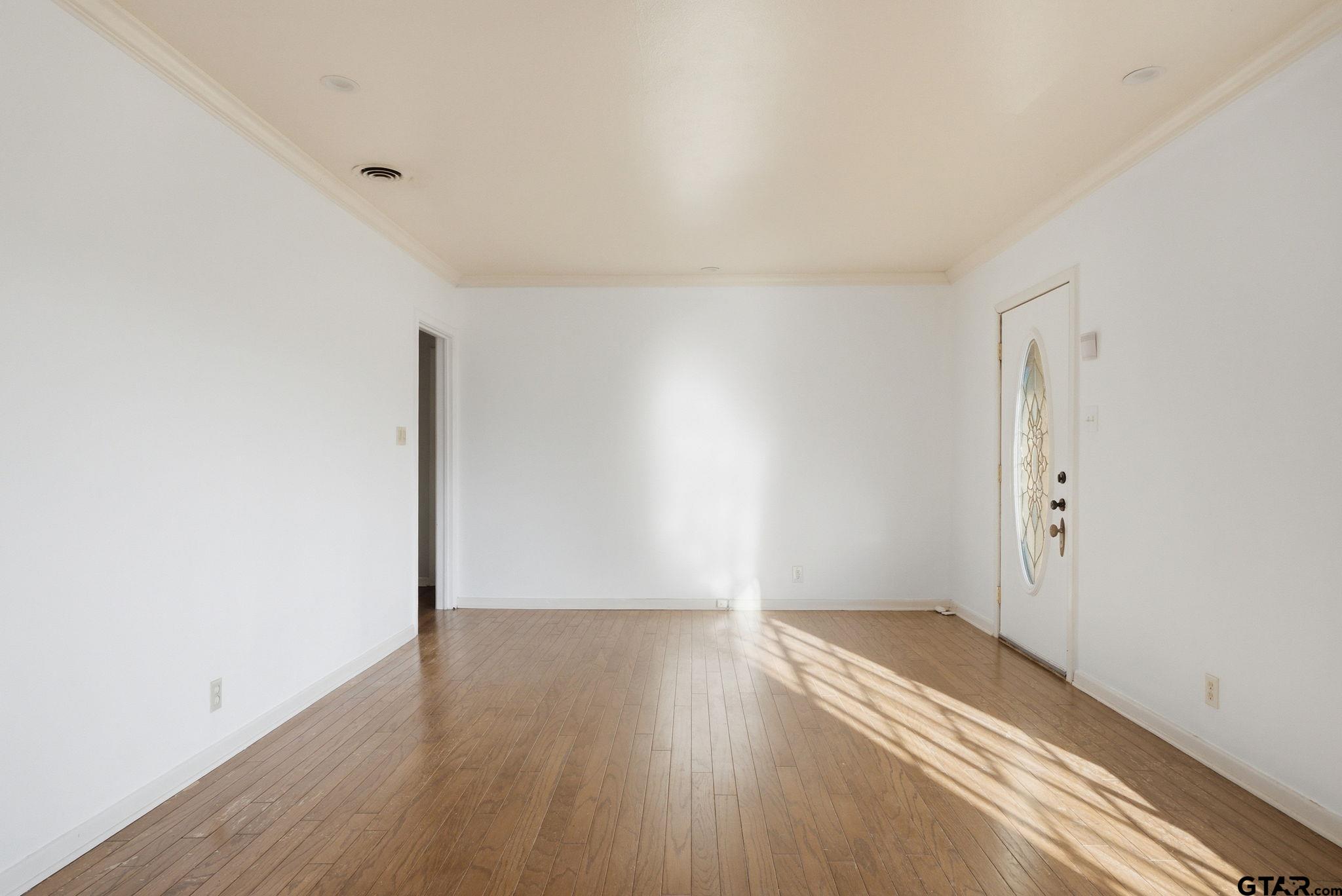 2200 Airline Dr.