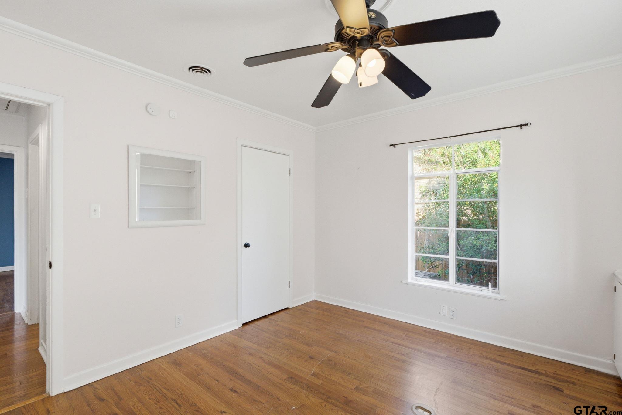 2200 Airline Dr.