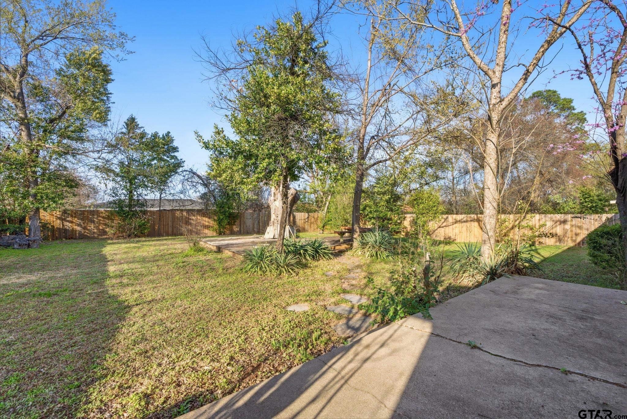 2200 Airline Dr.
