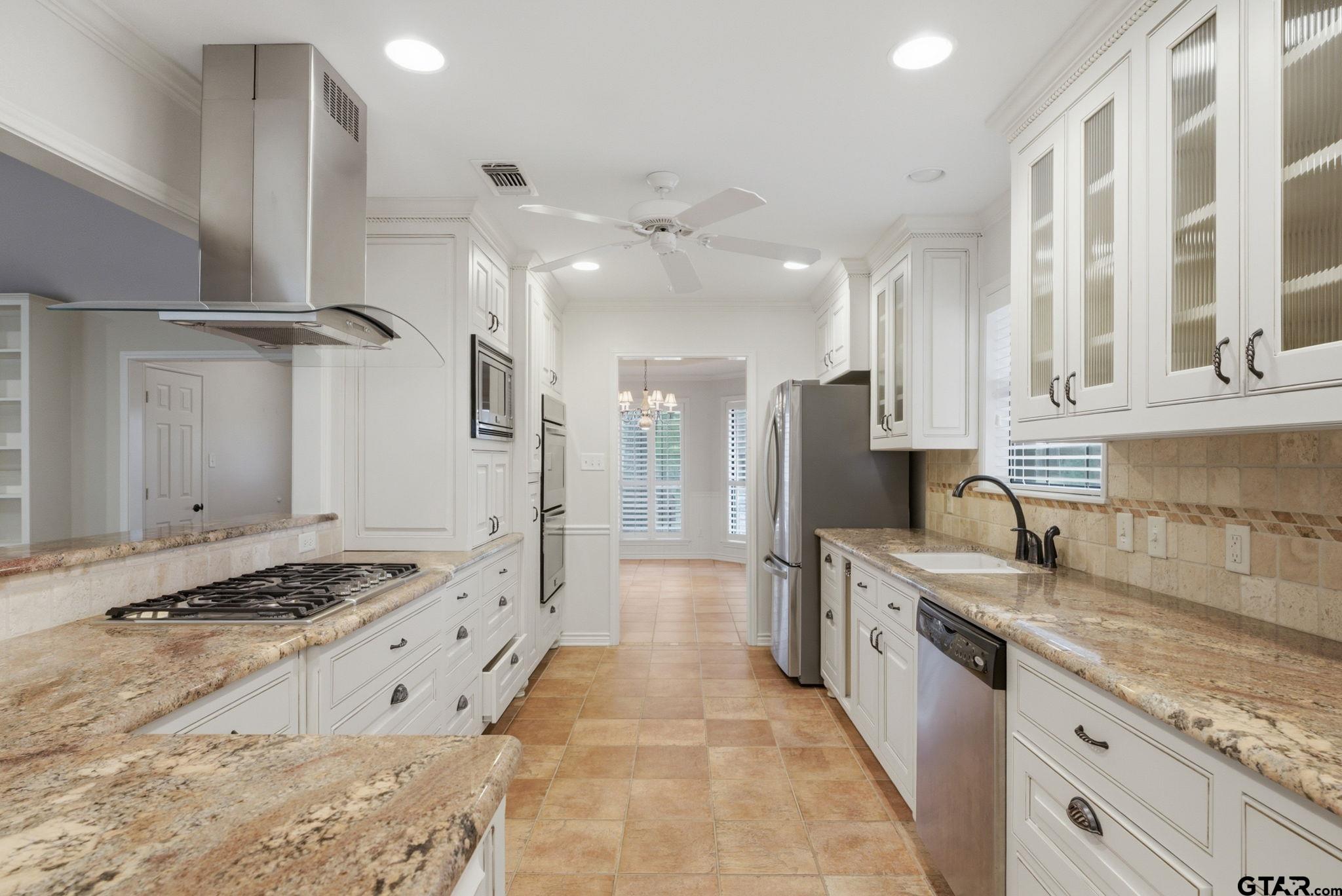 3308 Moss Glen Circle