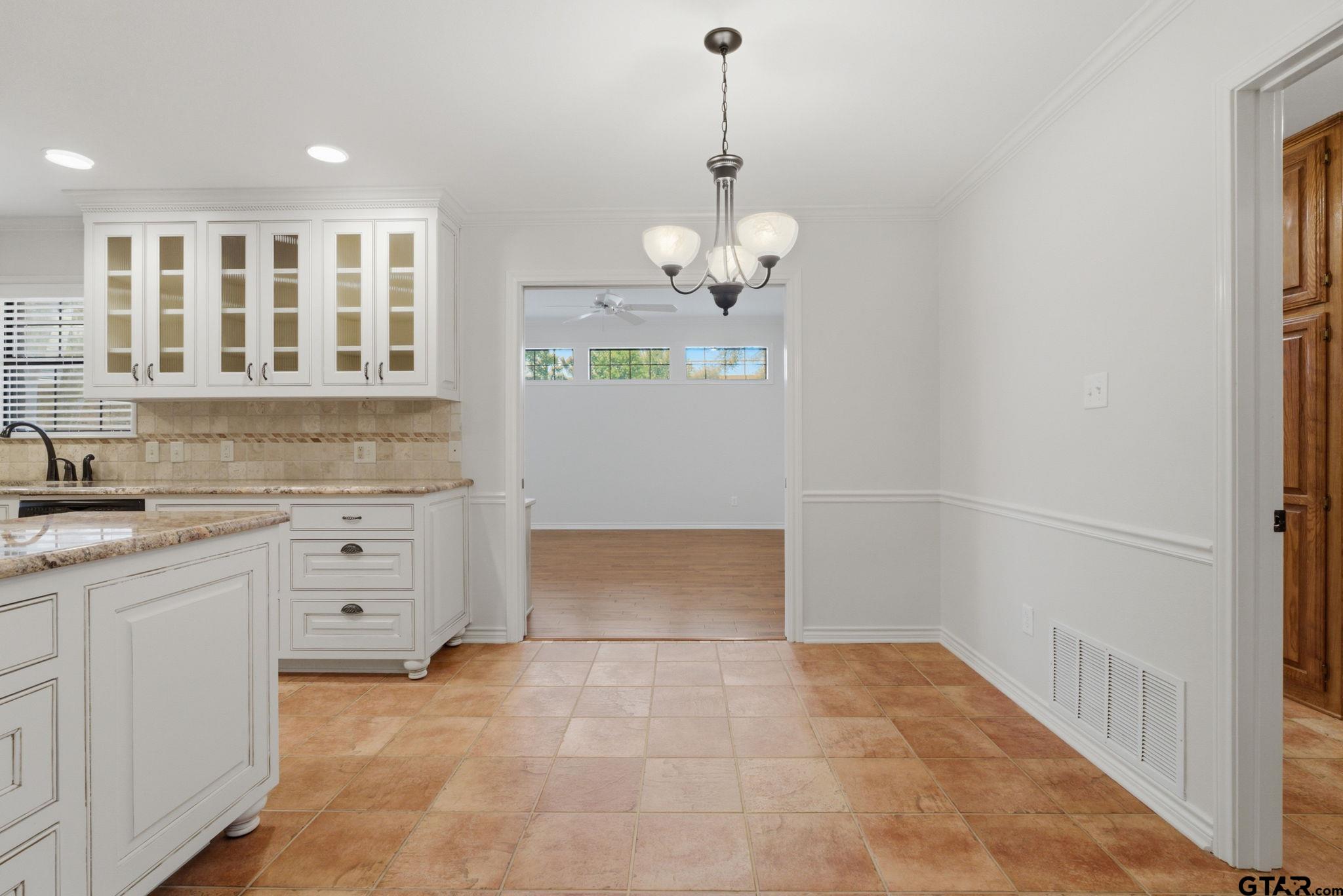 3308 Moss Glen Circle