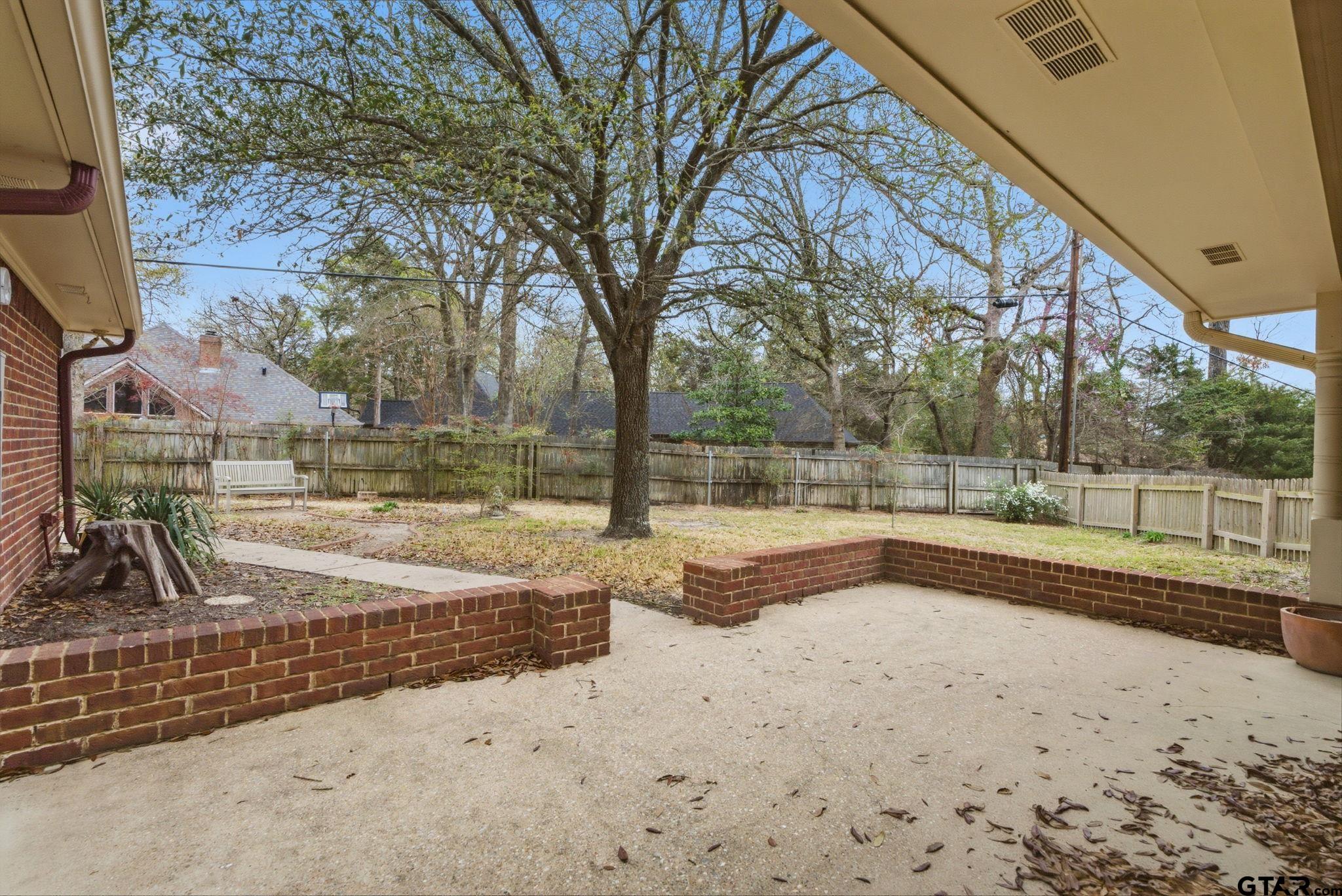 3308 Moss Glen Circle