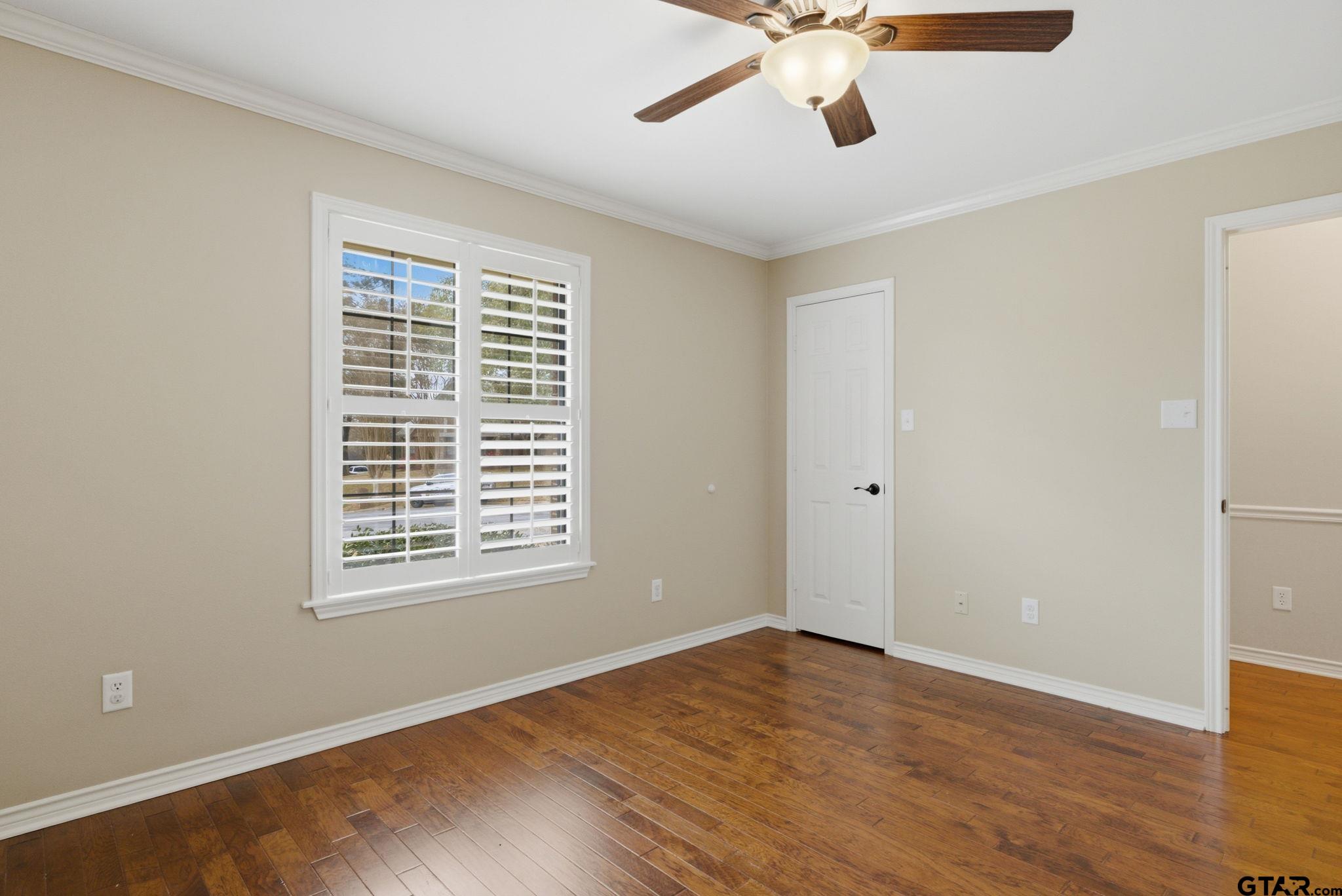 3308 Moss Glen Circle