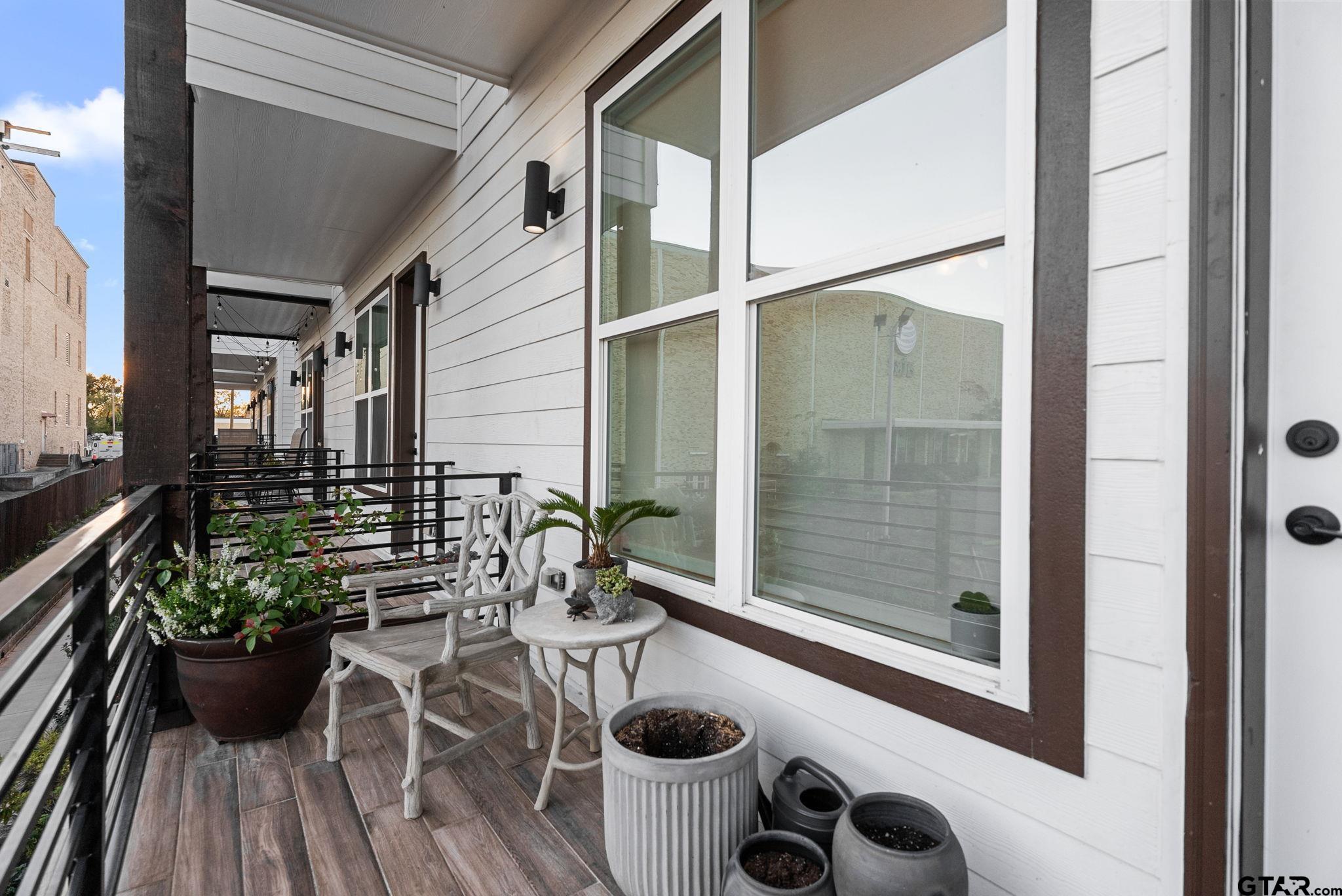 546 W Erwin St.