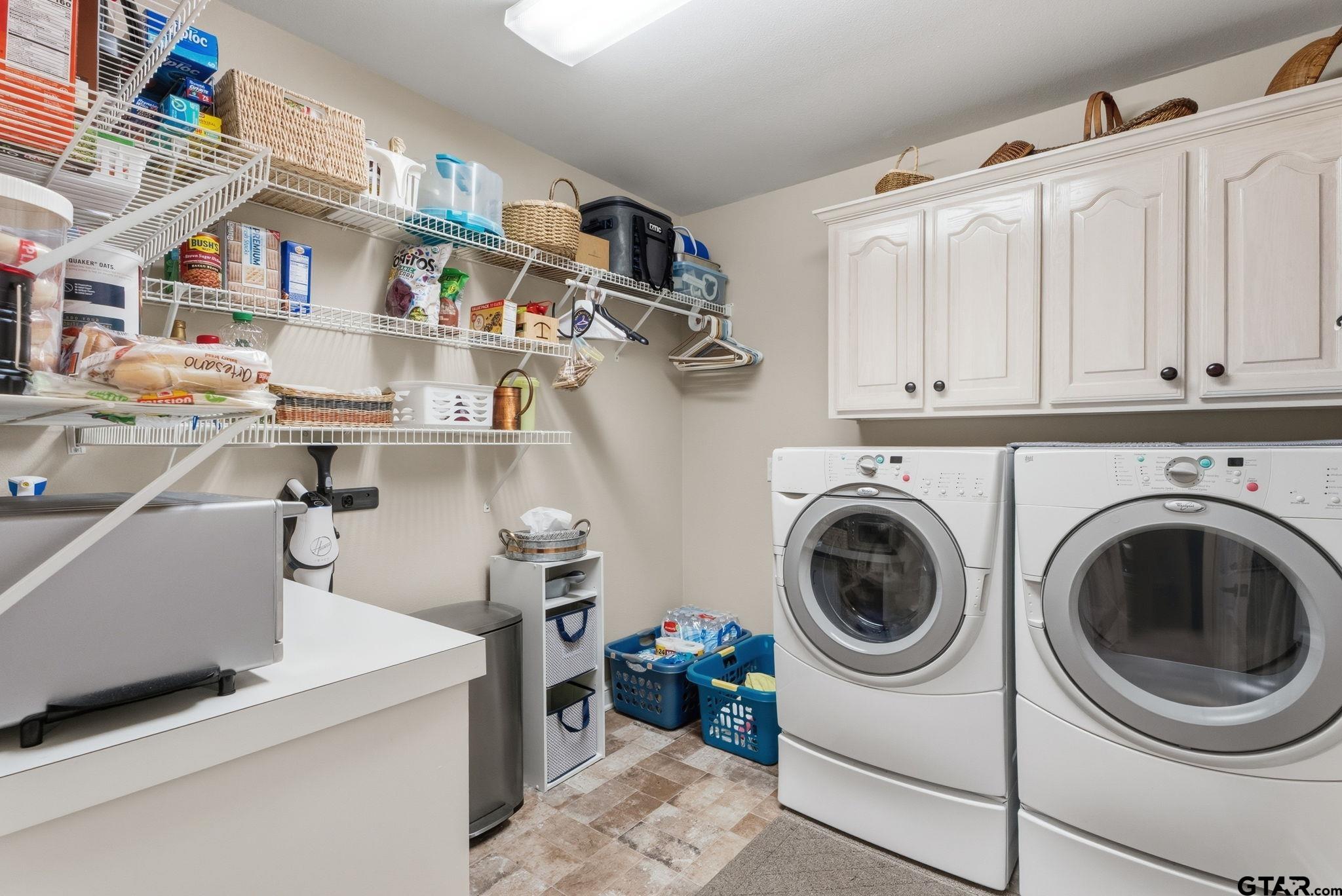 3407 Storey Lake Dr.