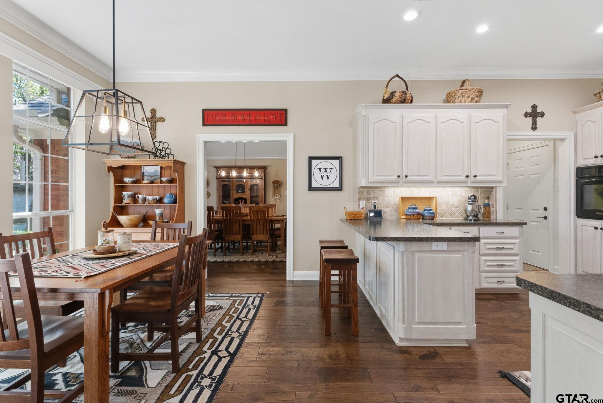 3407 Storey Lake Dr.