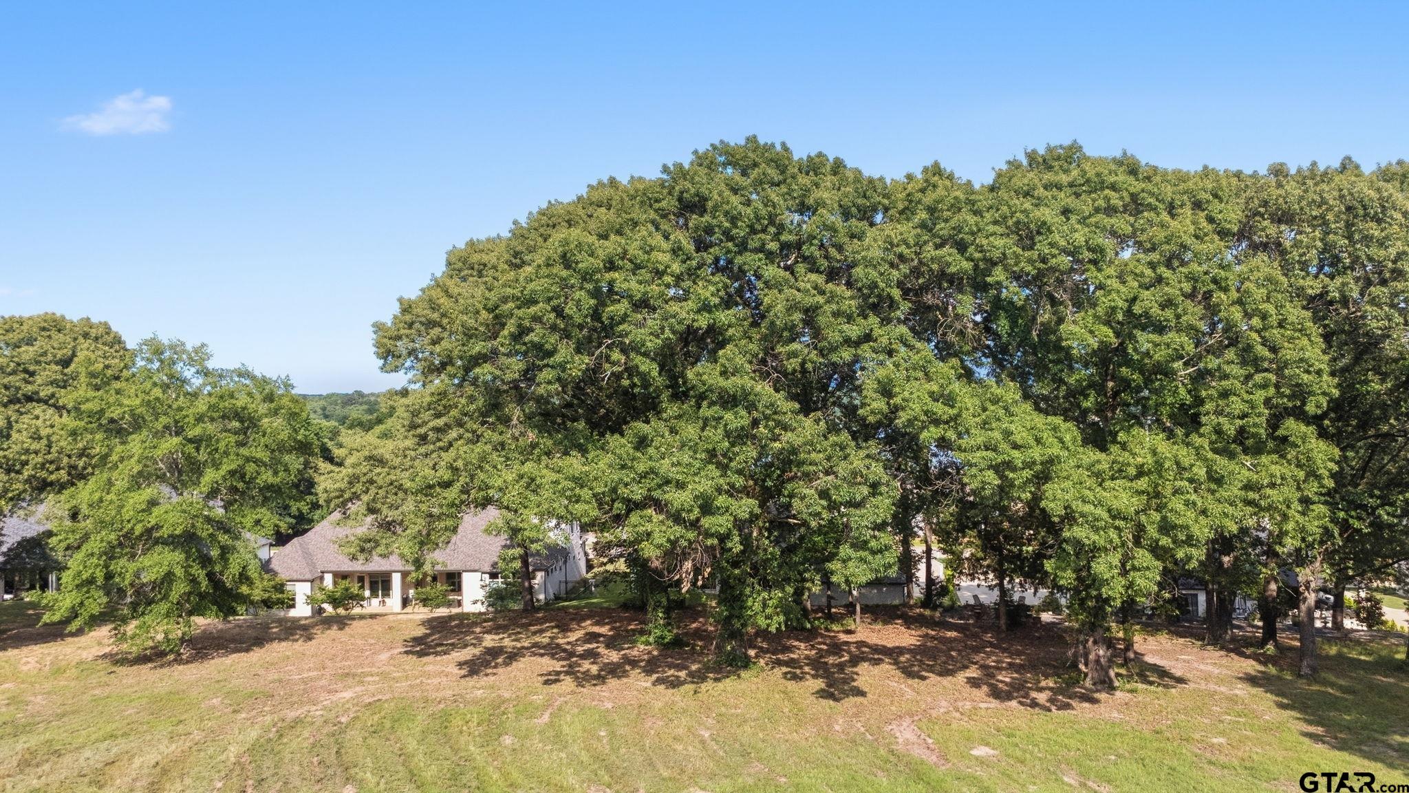 2473 Wellington Trace