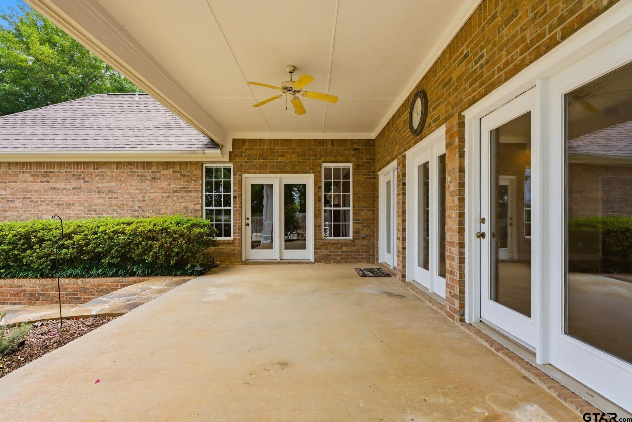 3811 Woods Blvd.