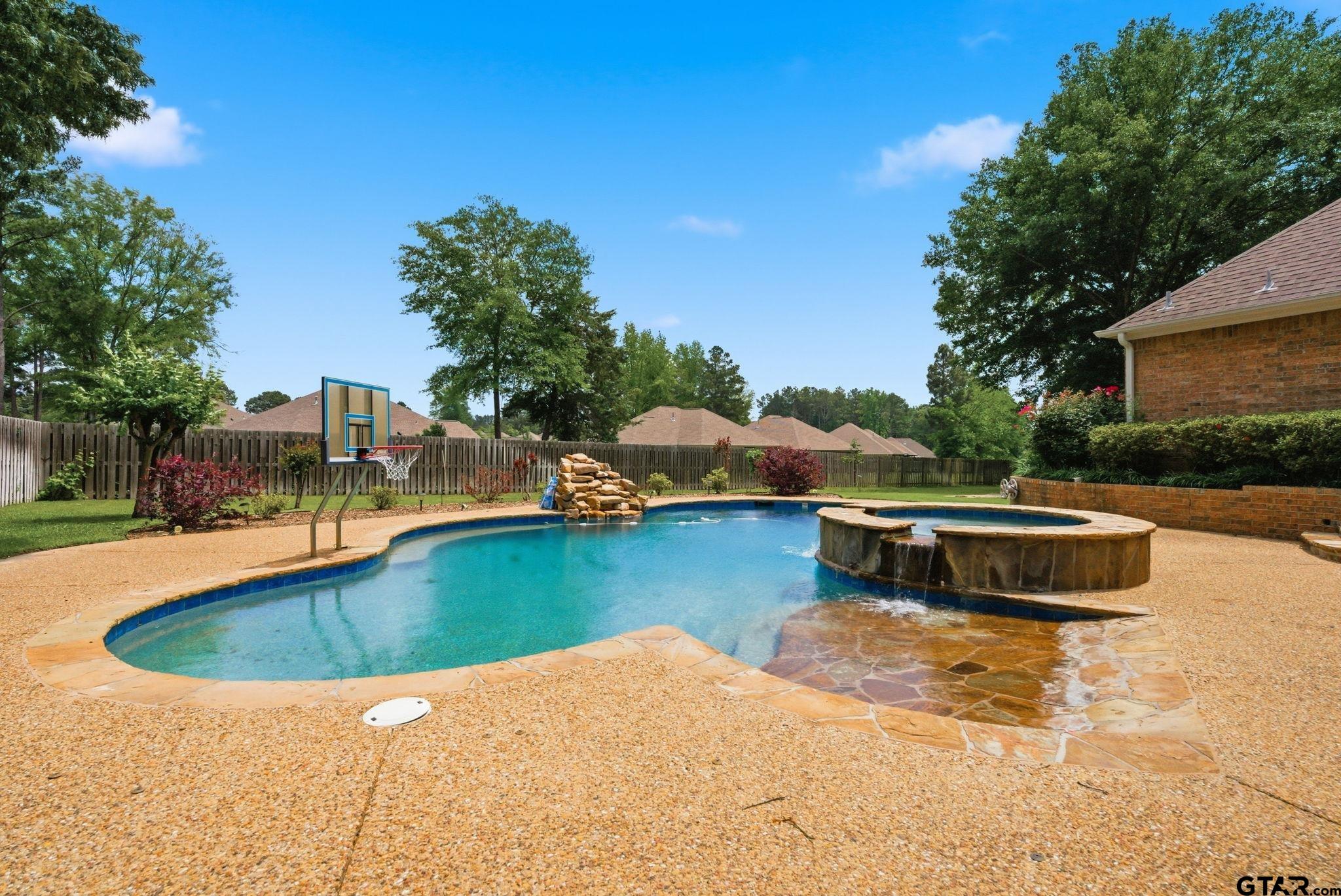 3811 Woods Blvd.