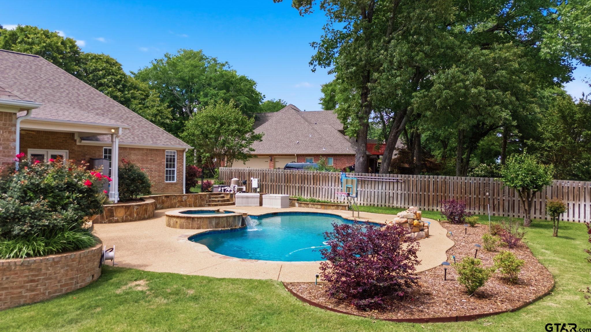 3811 Woods Blvd.