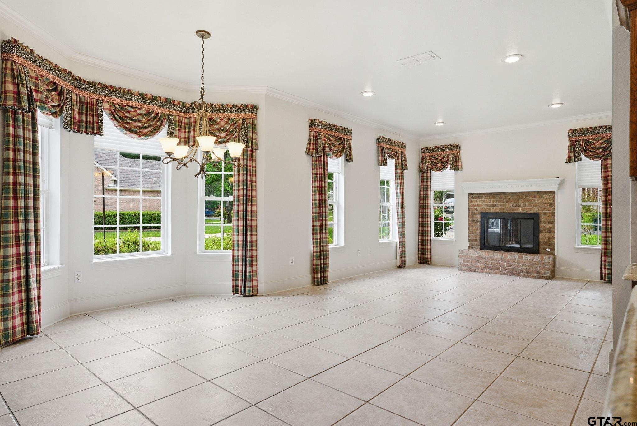 3811 Woods Blvd.
