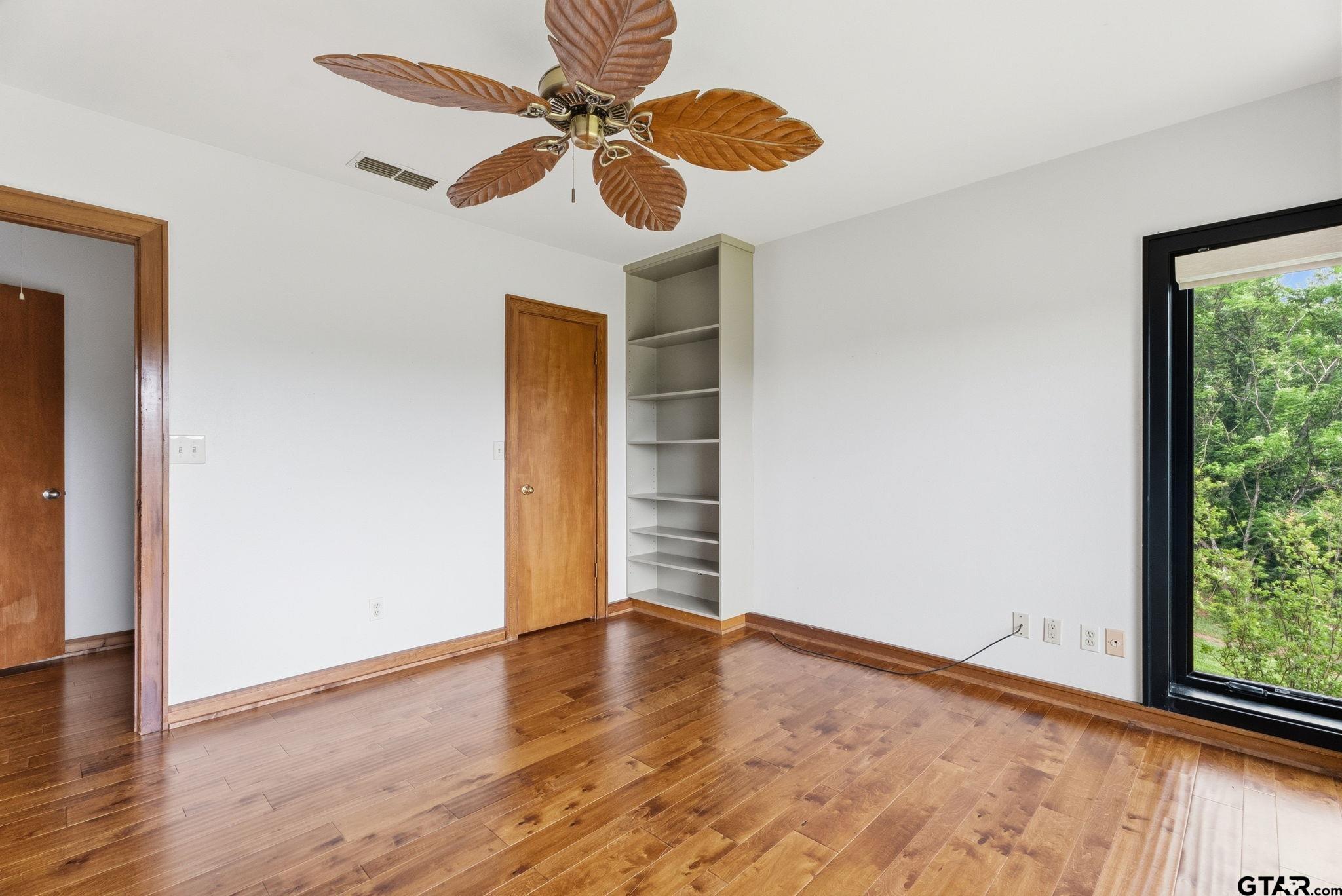 13610 CR 283 N.