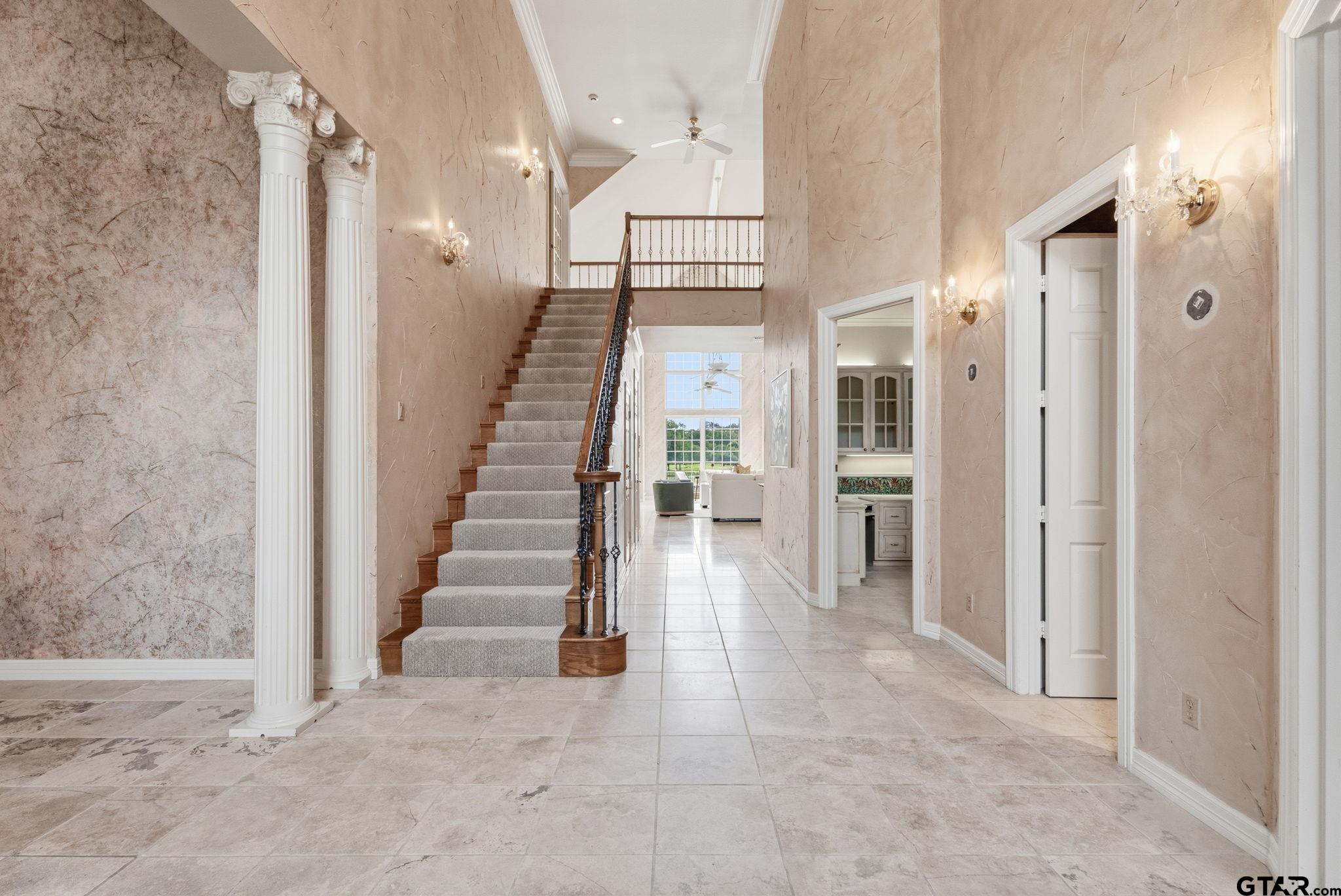 7050 Walden Dr