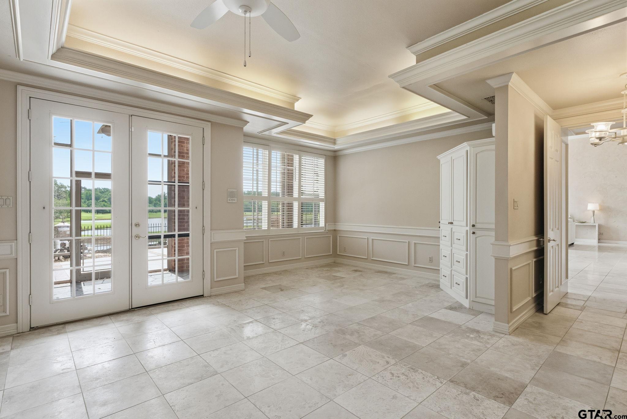 7050 Walden Dr