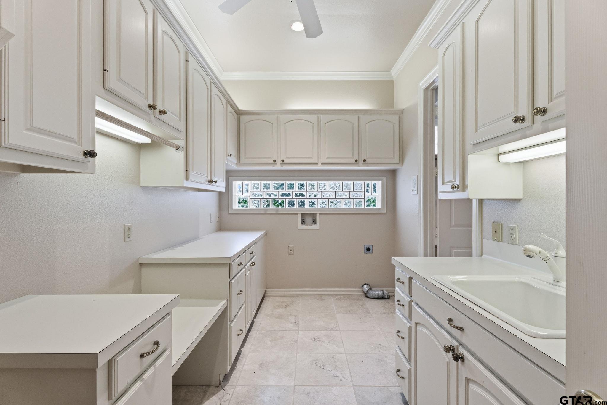7050 Walden Dr