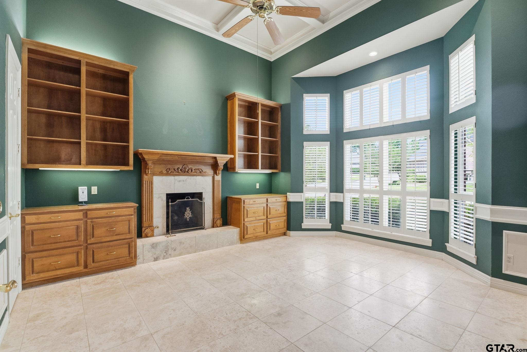7050 Walden Dr