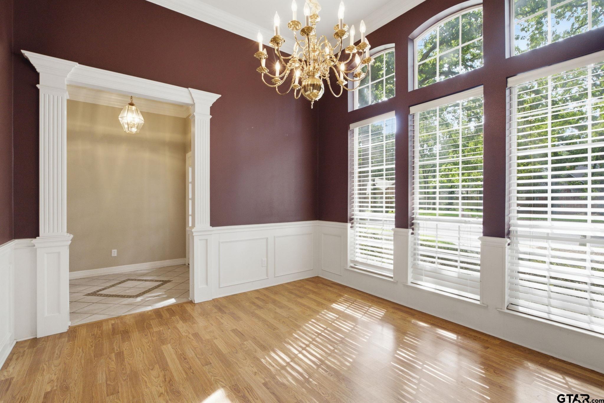 4117 Hollow Oak Cir