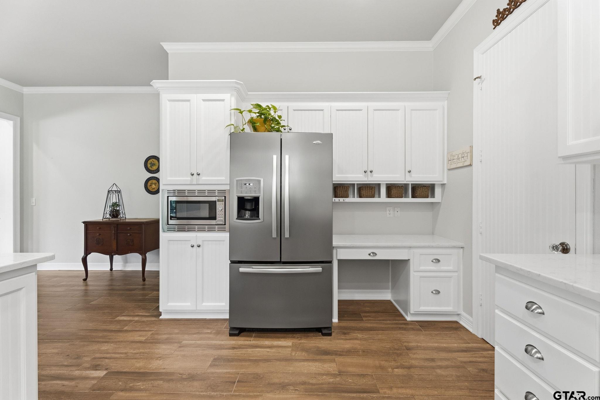 3966 Charleston Park