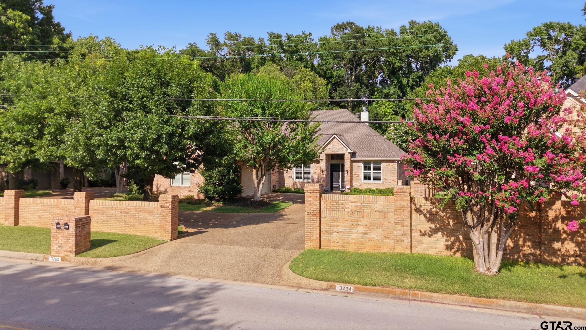 3204 Old Bullard Rd