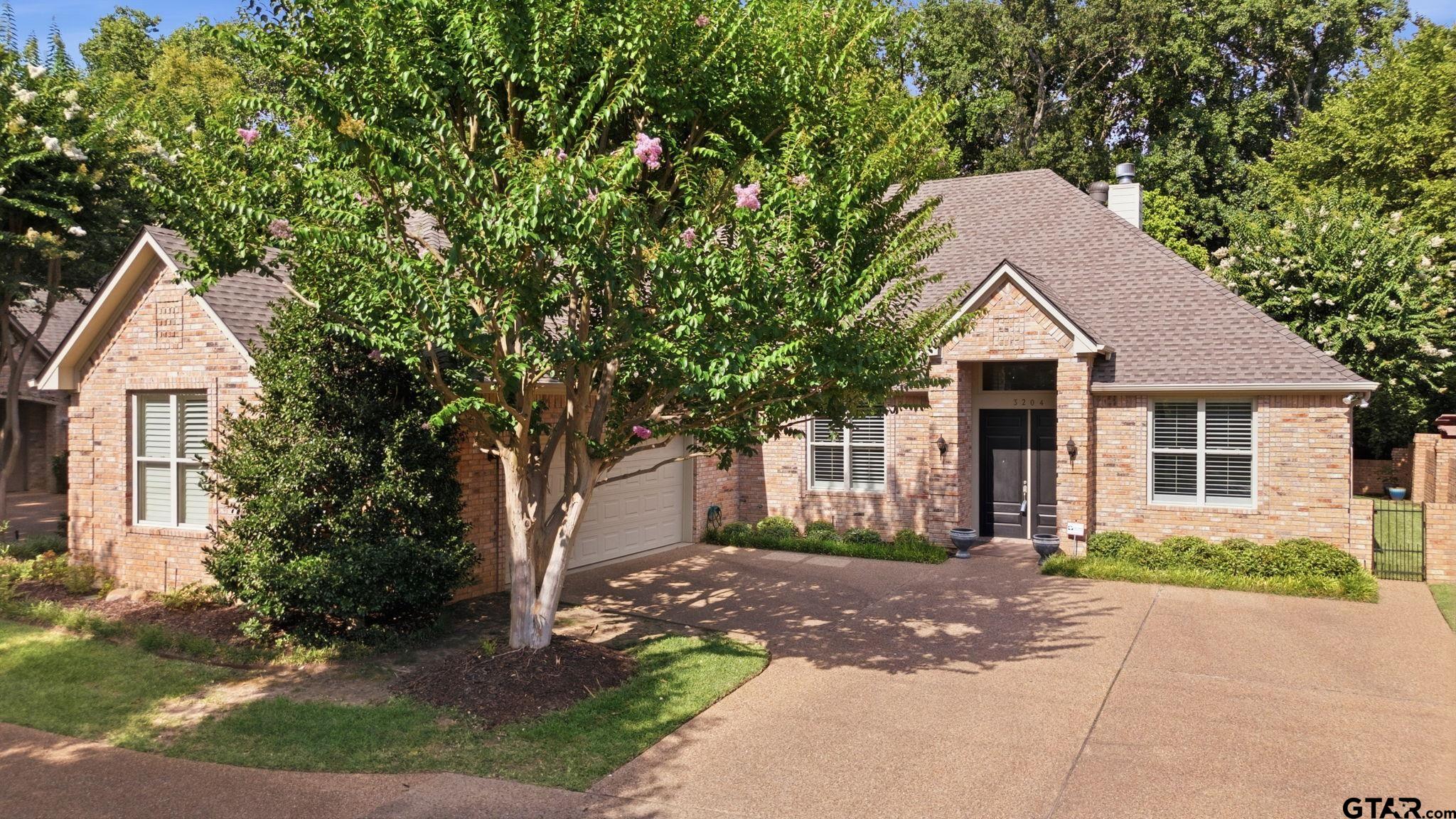 3204 Old Bullard Rd