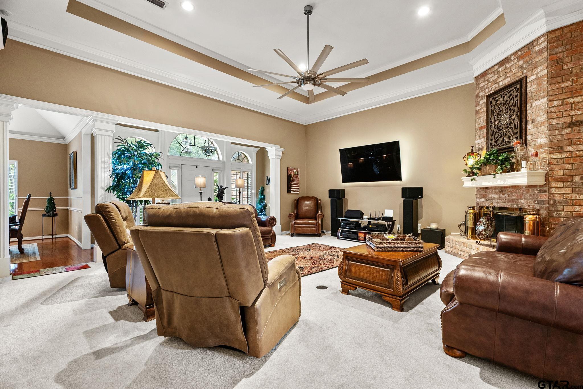3621 Rock Creek Dr