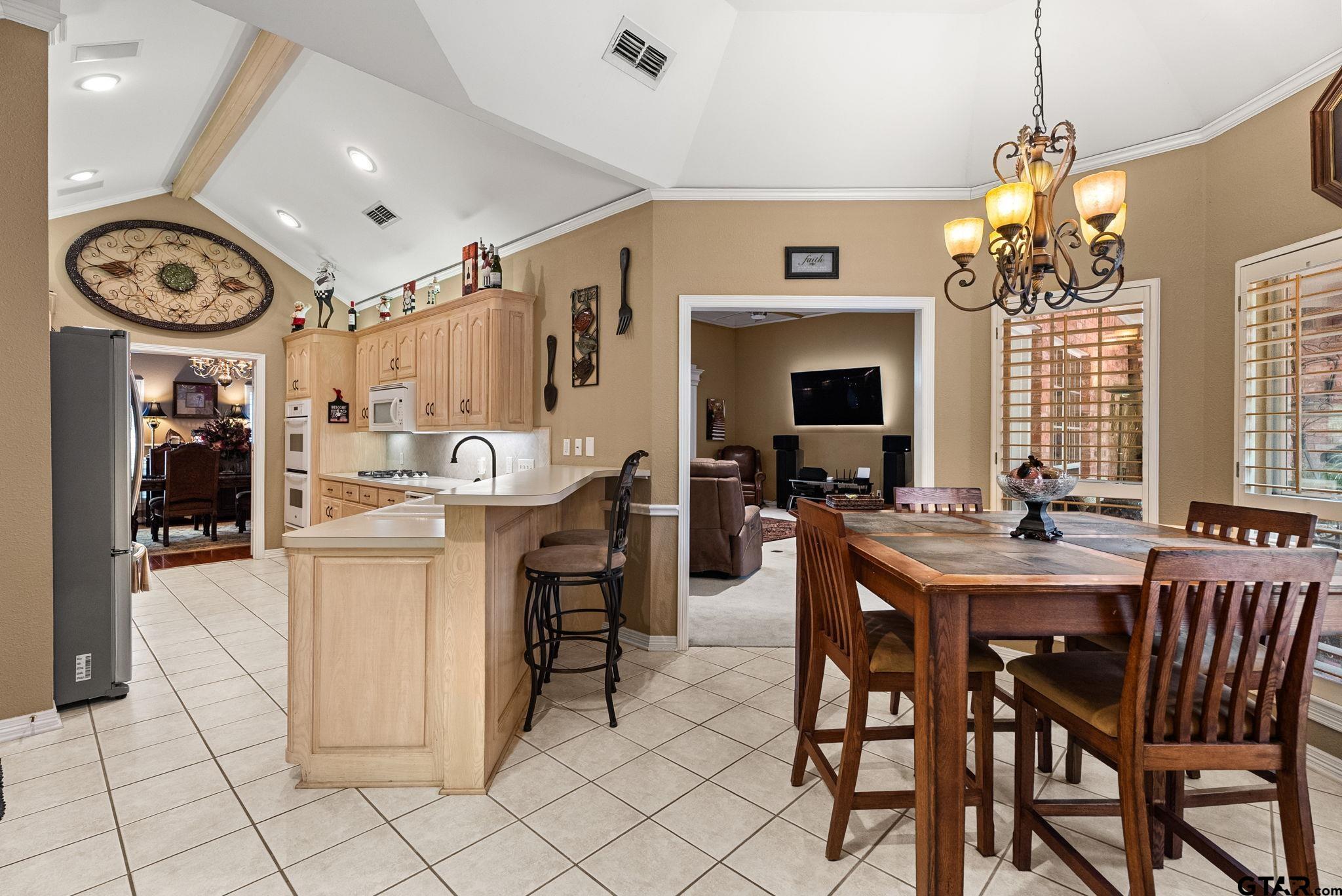 3621 Rock Creek Dr