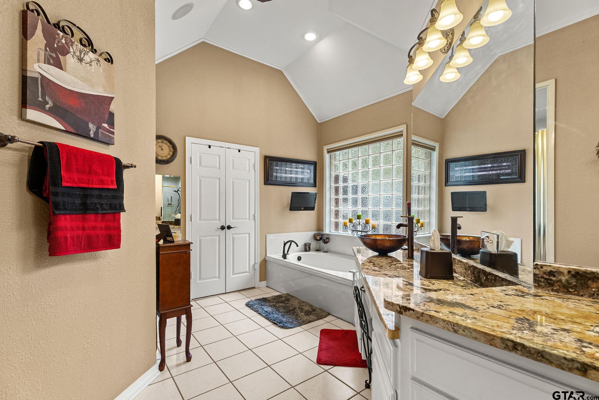 3621 Rock Creek Dr
