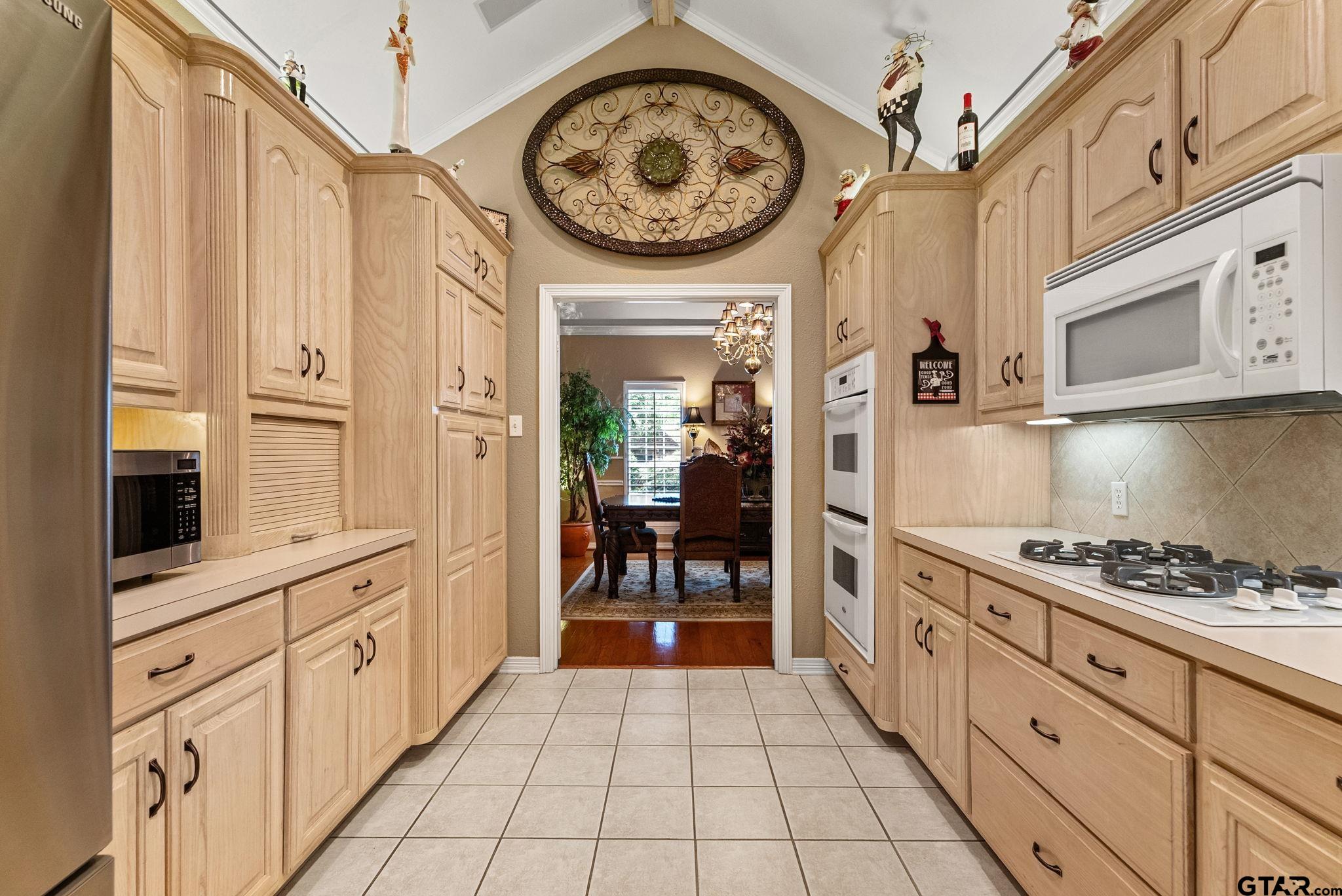 3621 Rock Creek Dr