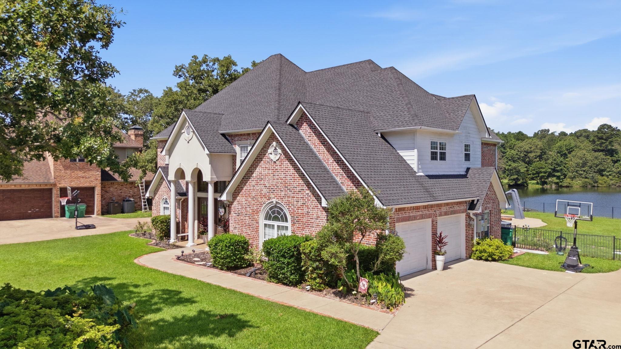 10936 Deer Creek Dr