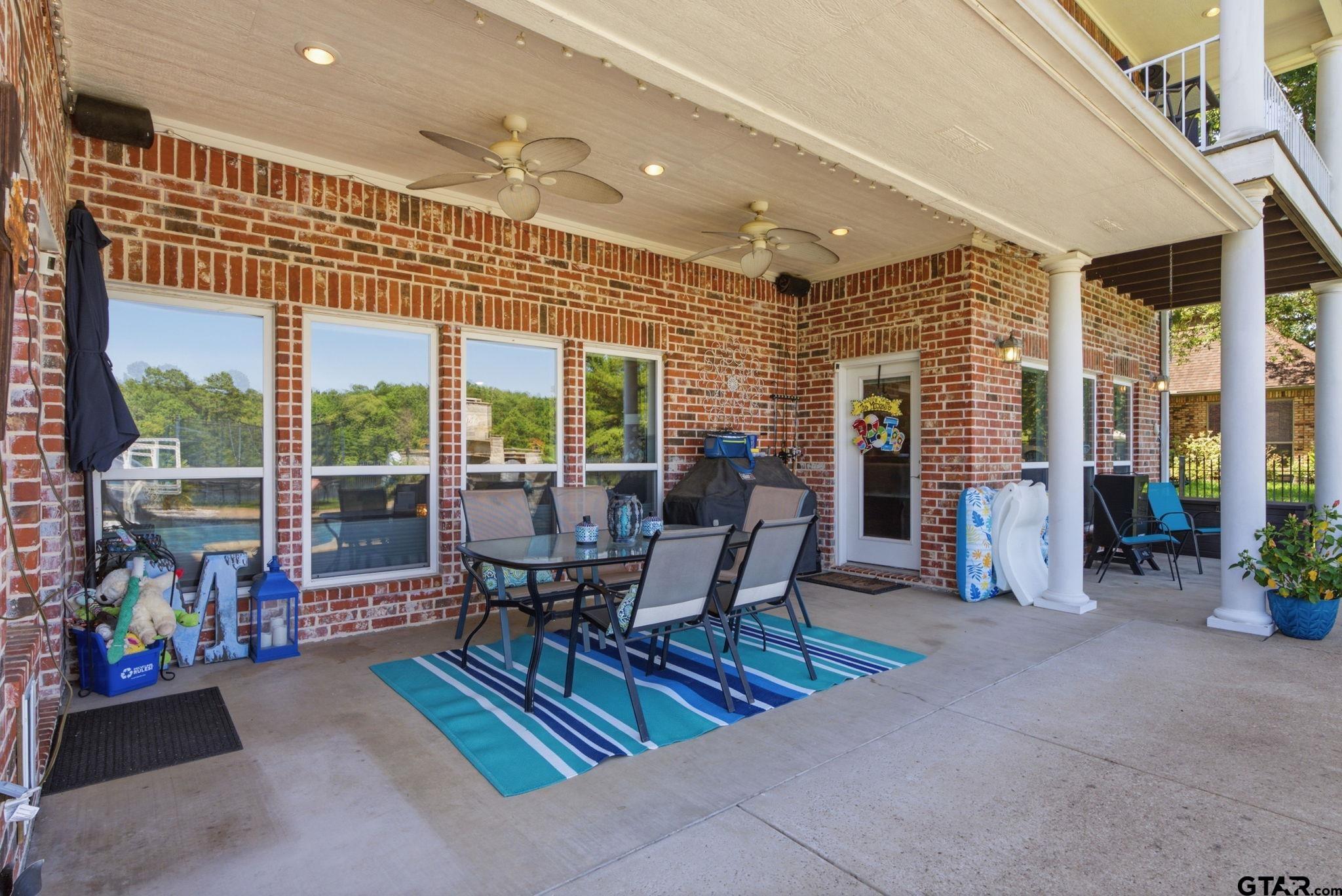 10936 Deer Creek Dr