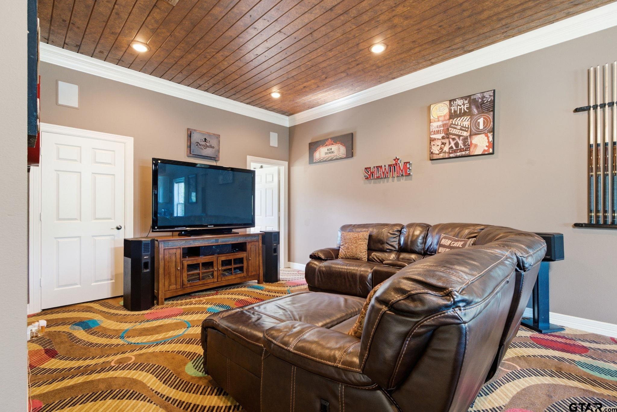 10936 Deer Creek Dr