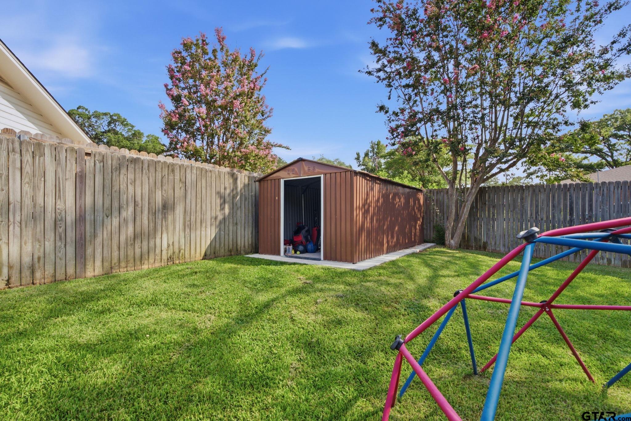 1936 Montrose Dr.